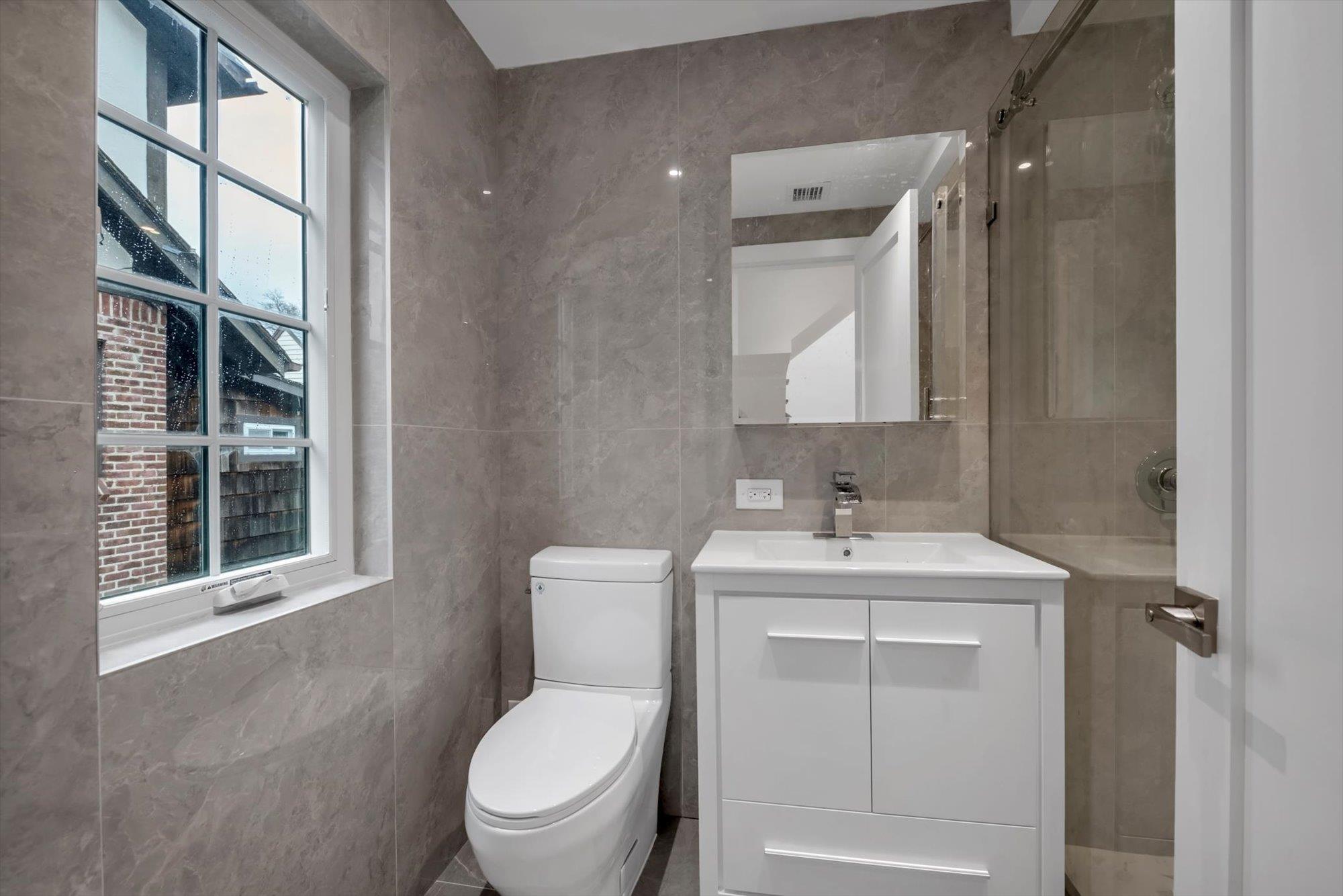 #15 photo, 3369 164th Street, クイーンズ区 Flushing , NY 11358