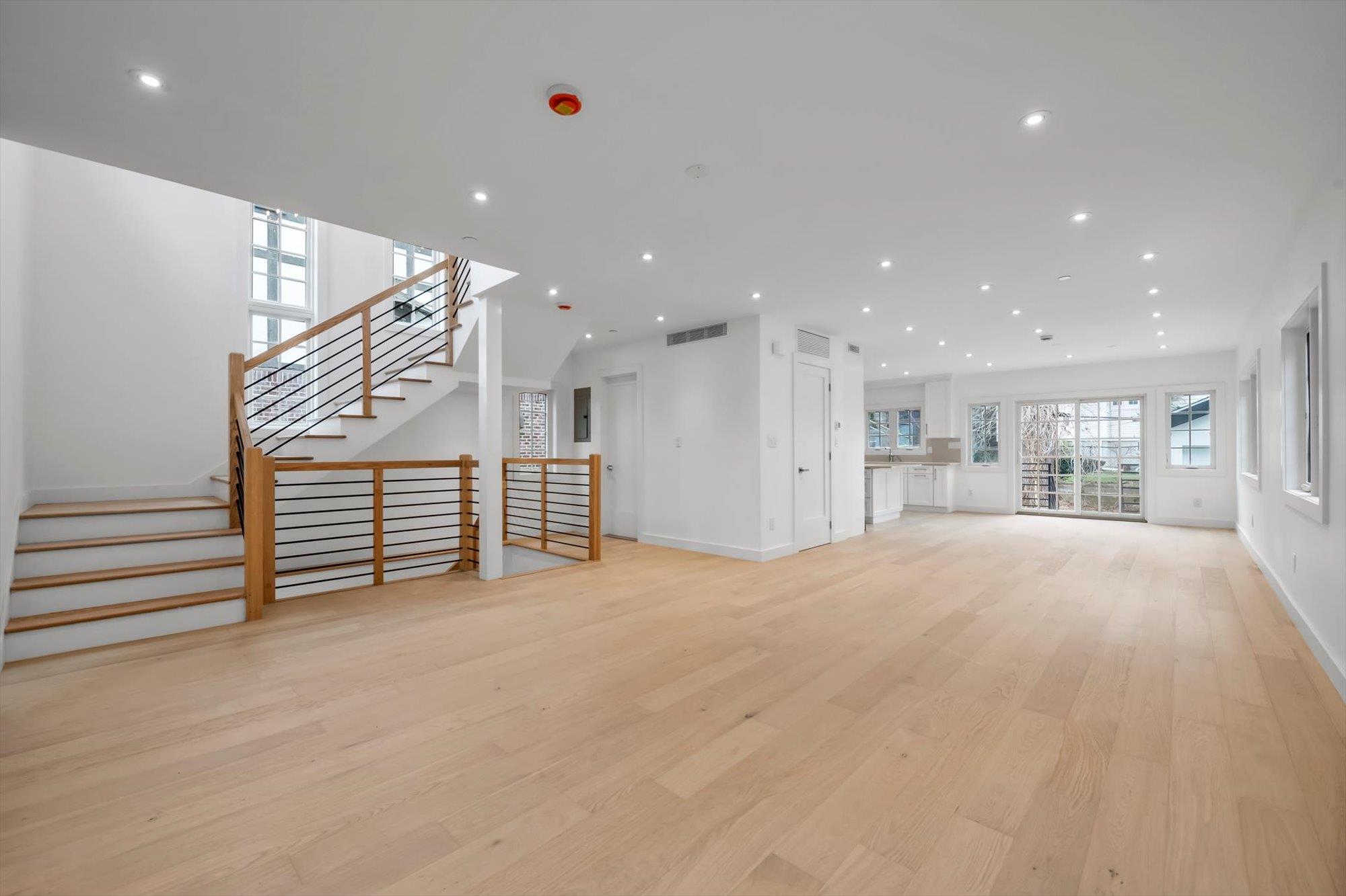 #7 photo, 3369 164th Street, クイーンズ区 Flushing , NY 11358