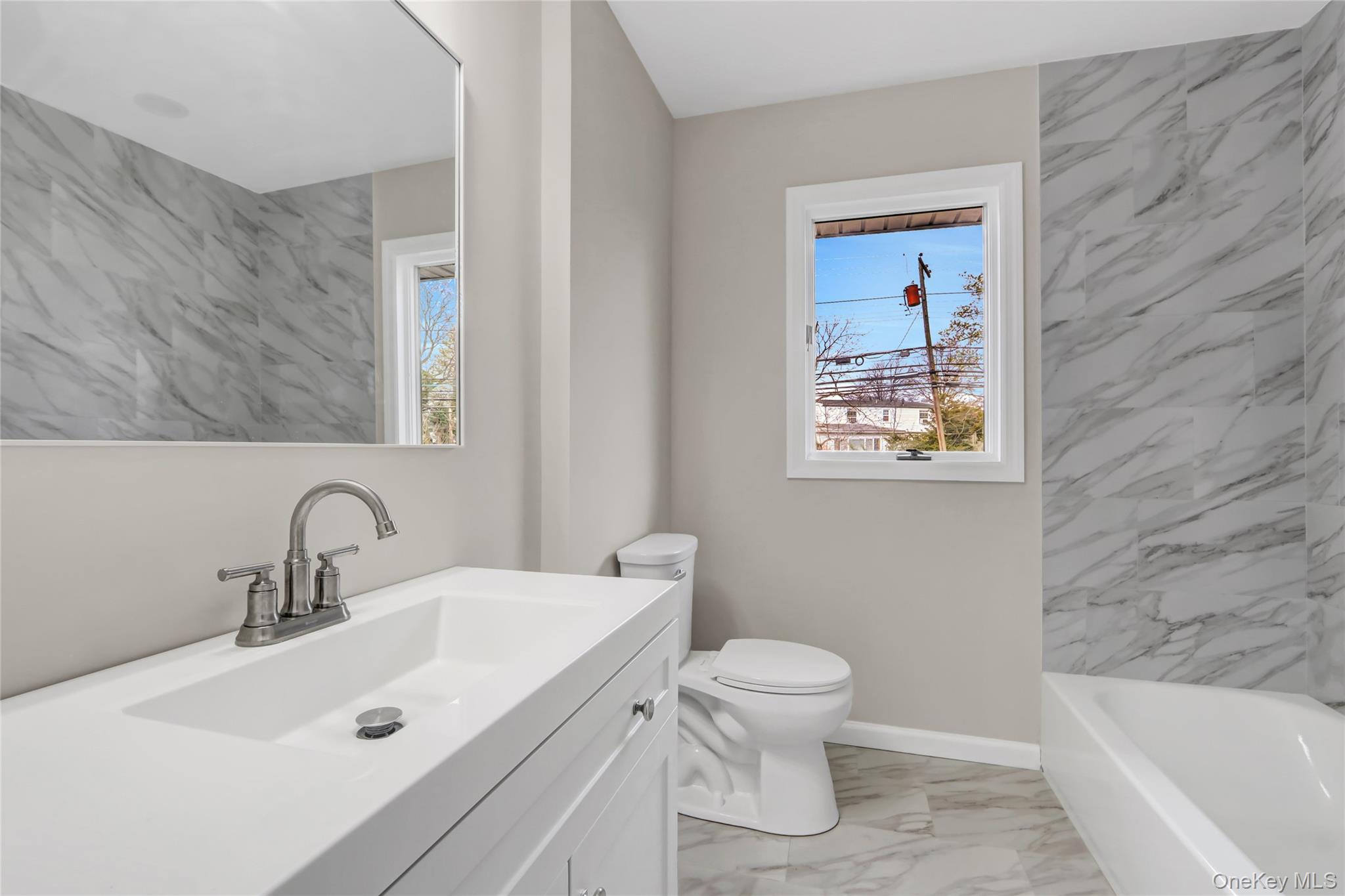 #12 photo, 1580 Little Whaleneck Road, Merrick , NY 11566