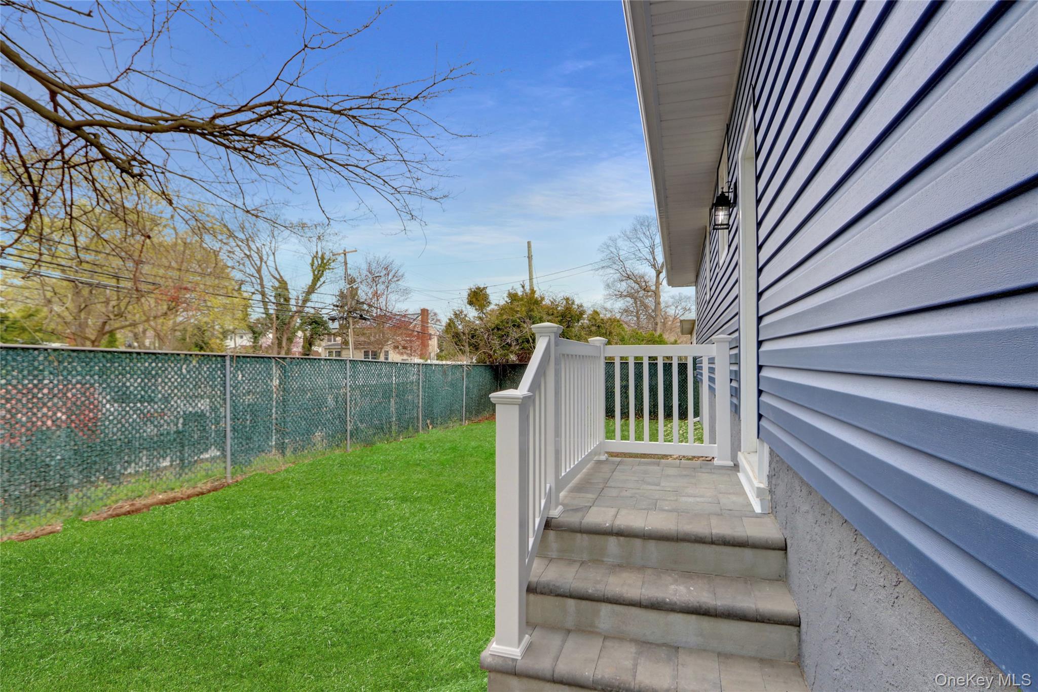 #20 photo, 1580 Little Whaleneck Road, Merrick , NY 11566