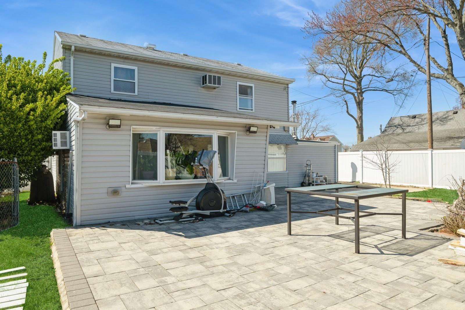 #16 photo, 7 Bunker Lane, ナッソー郡 Hicksville , NY 11801