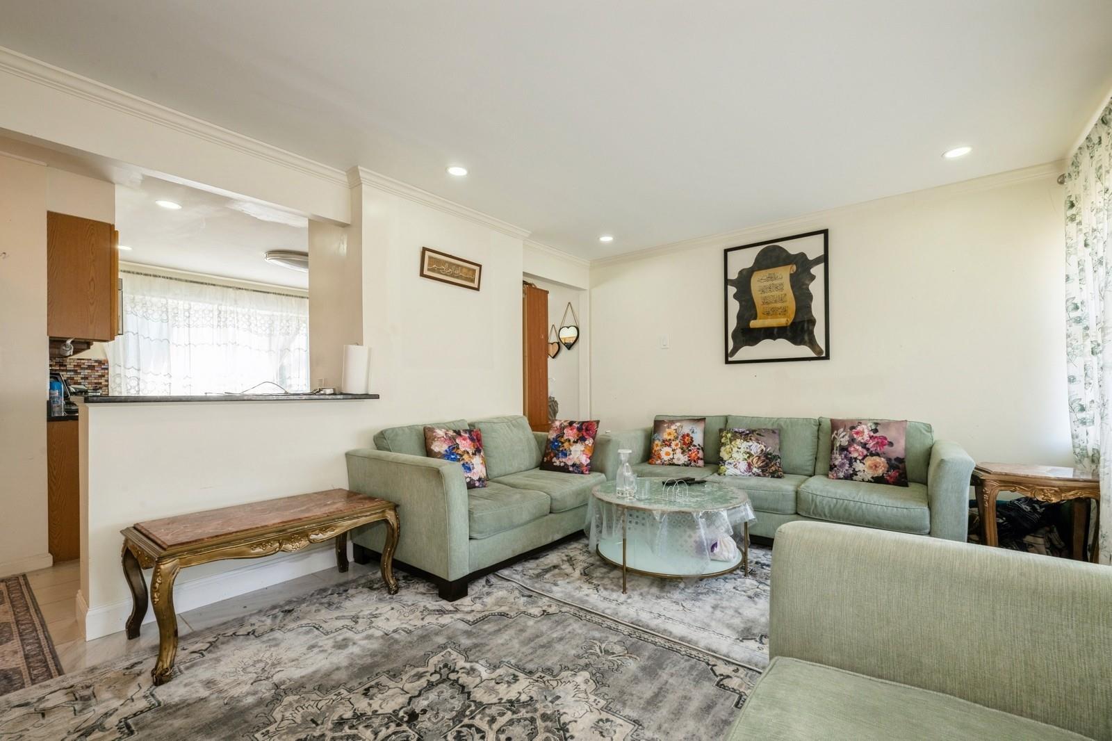 #6 photo, 7 Bunker Lane, ナッソー郡 Hicksville , NY 11801