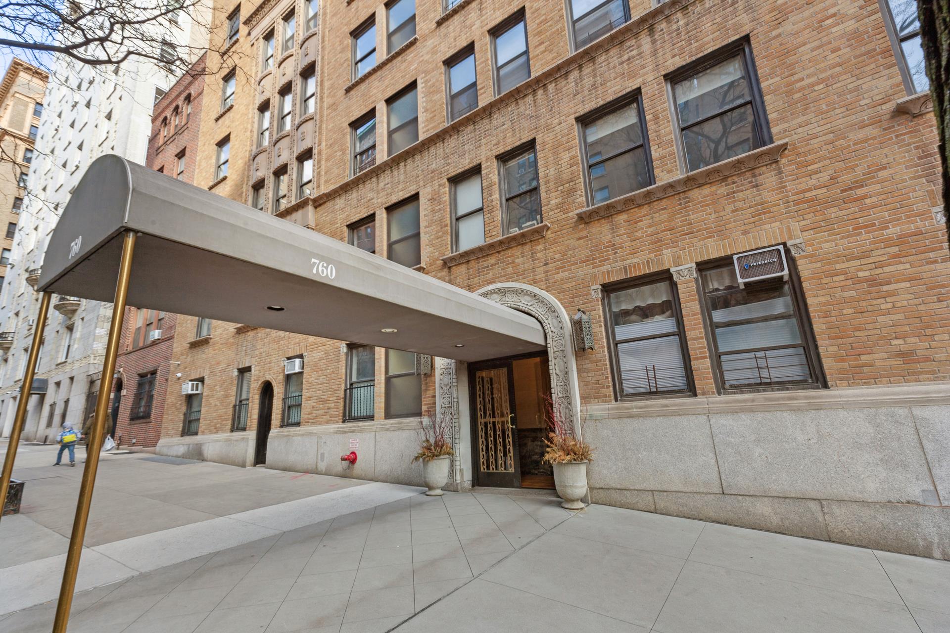 #10 photo, 760 W END Avenue, マンハッタン Upper West Side , NY 10025