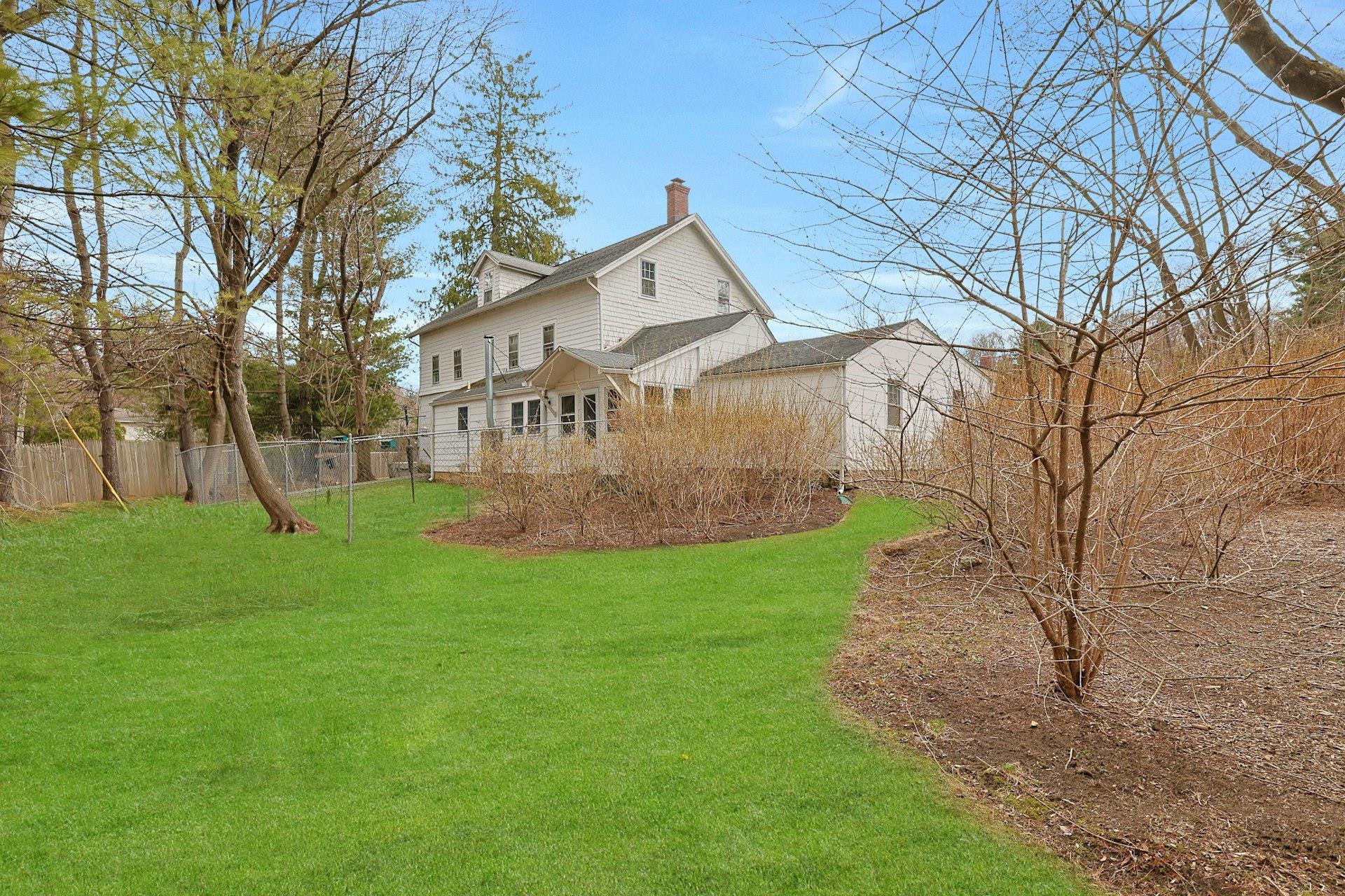 #6 photo, 3 Rolling Hills Road, Thornwood , NY 10594