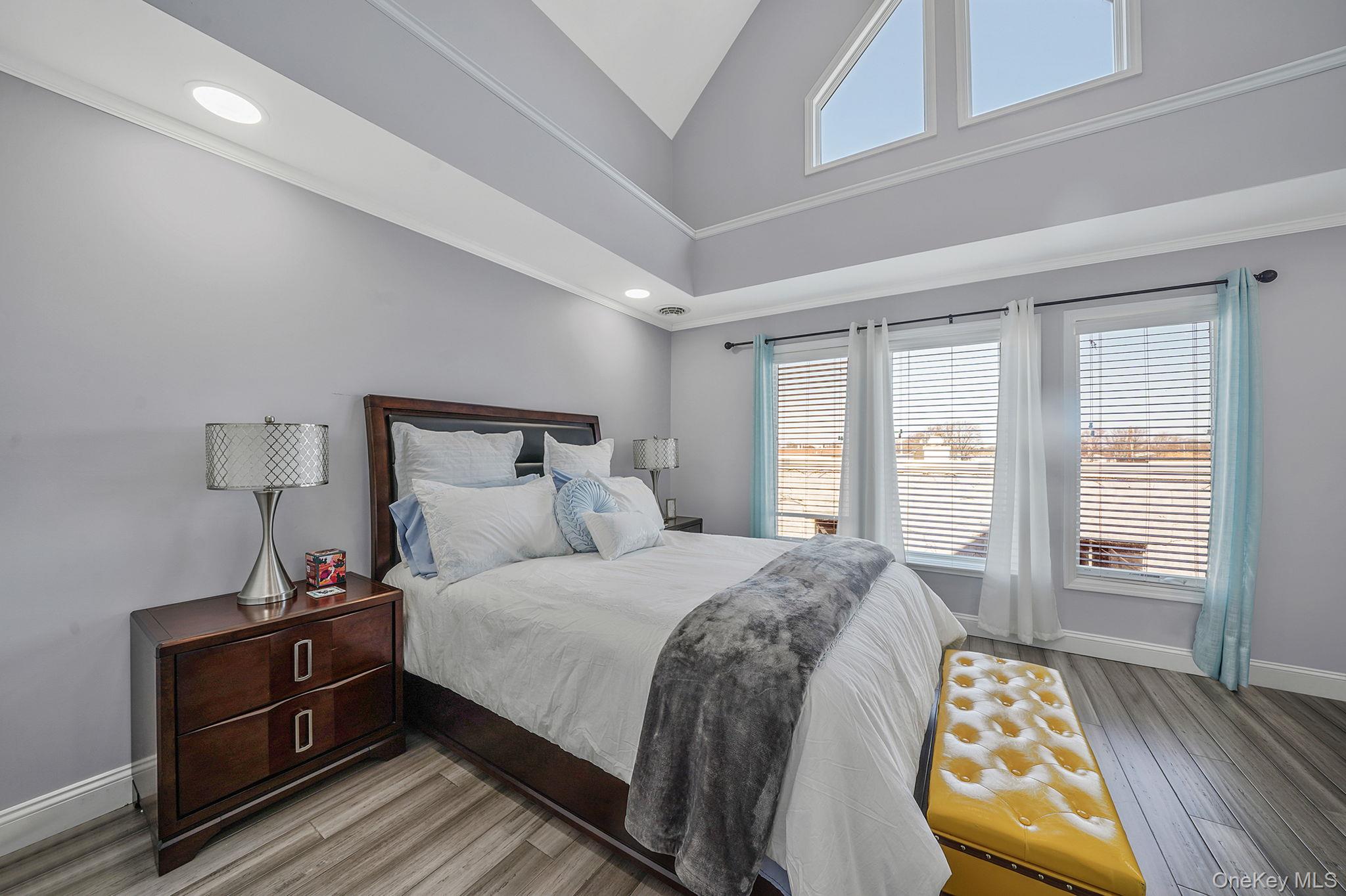 #12 photo, 531 Ray Street, מחוז נסאו Freeport , NY 11520