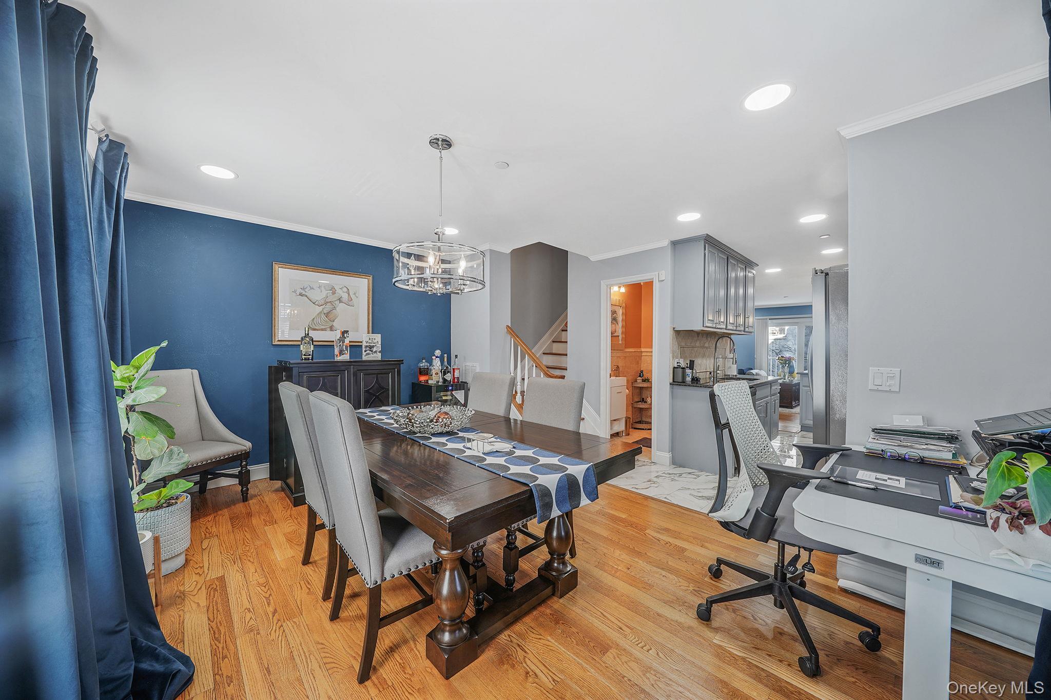 #8 photo, 531 Ray Street, מחוז נסאו Freeport , NY 11520