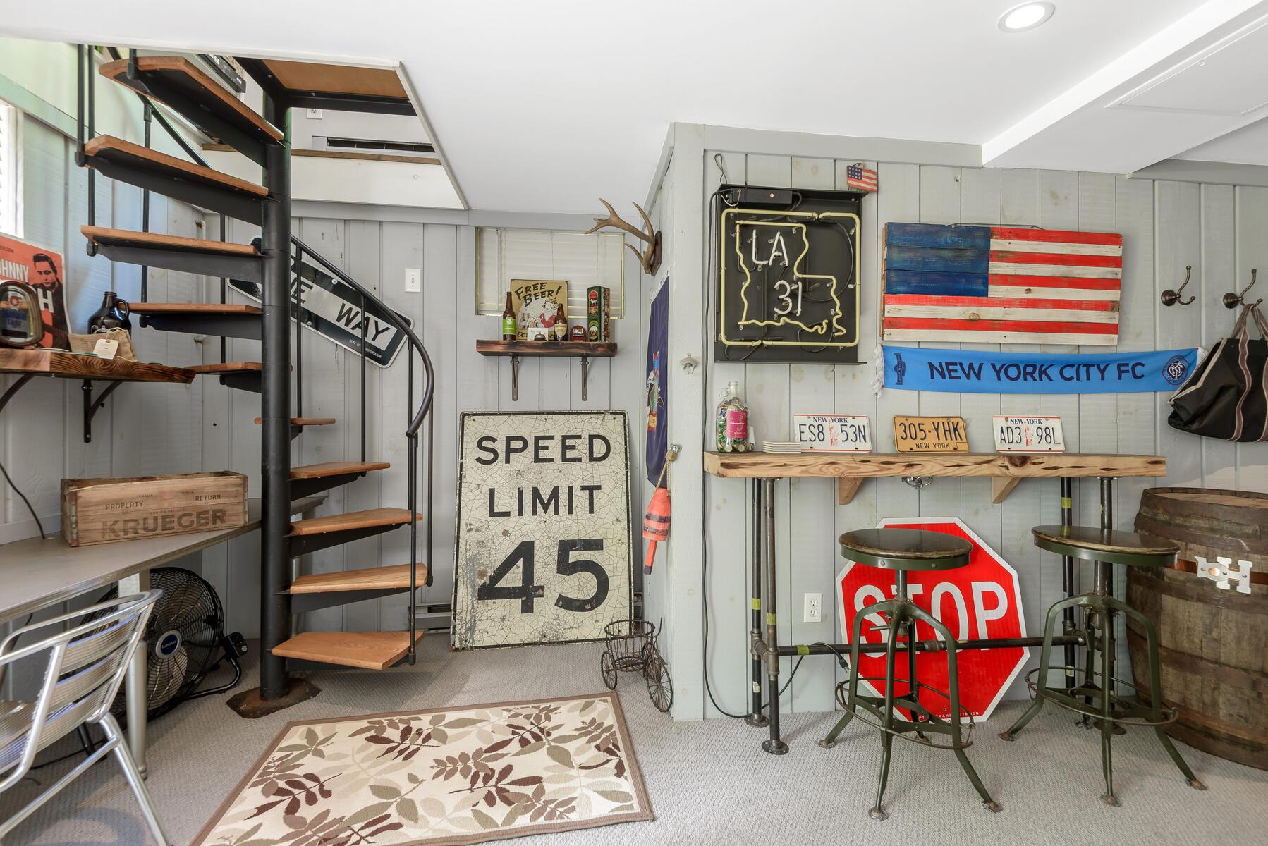 #19 photo, 328 John Joy Road, Woodstock , NY 12498