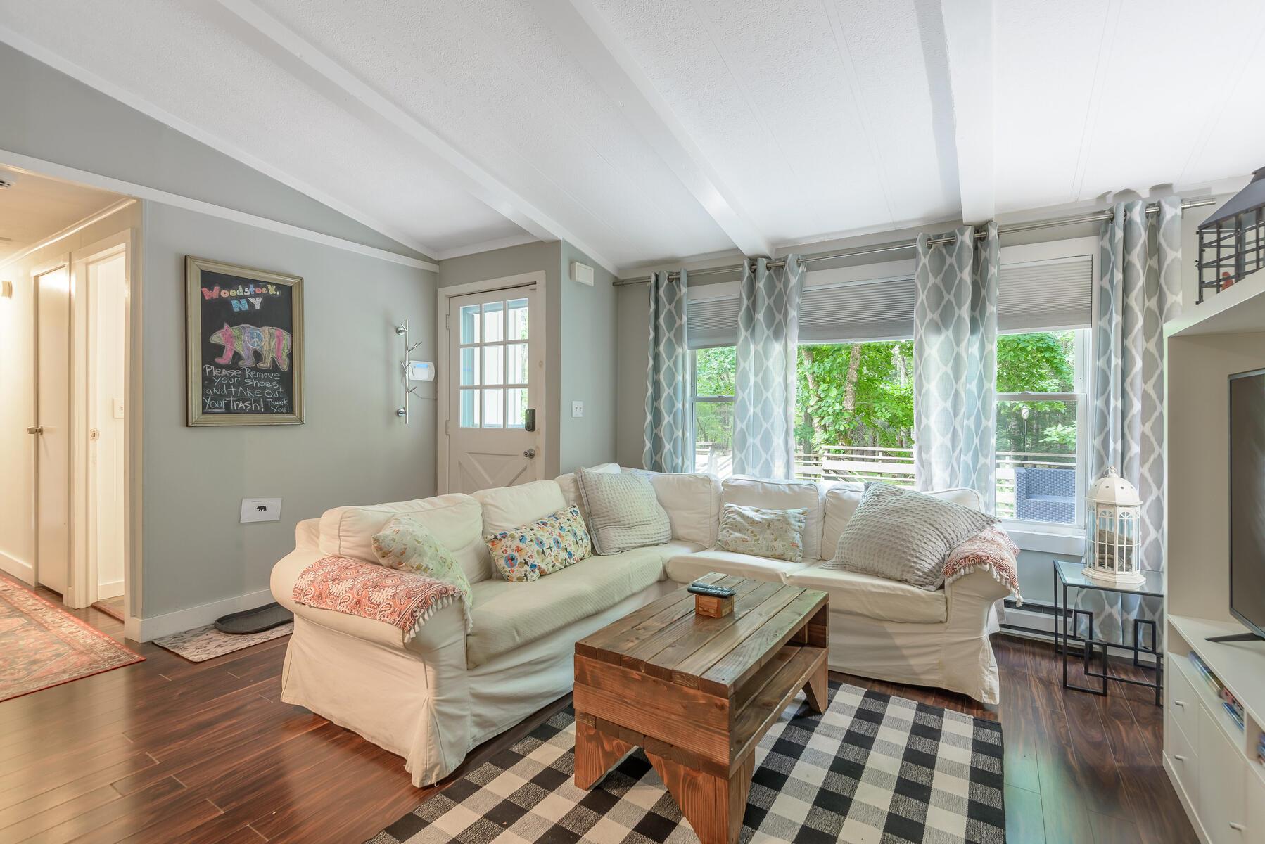 #6 photo, 328 John Joy Road, Woodstock , NY 12498