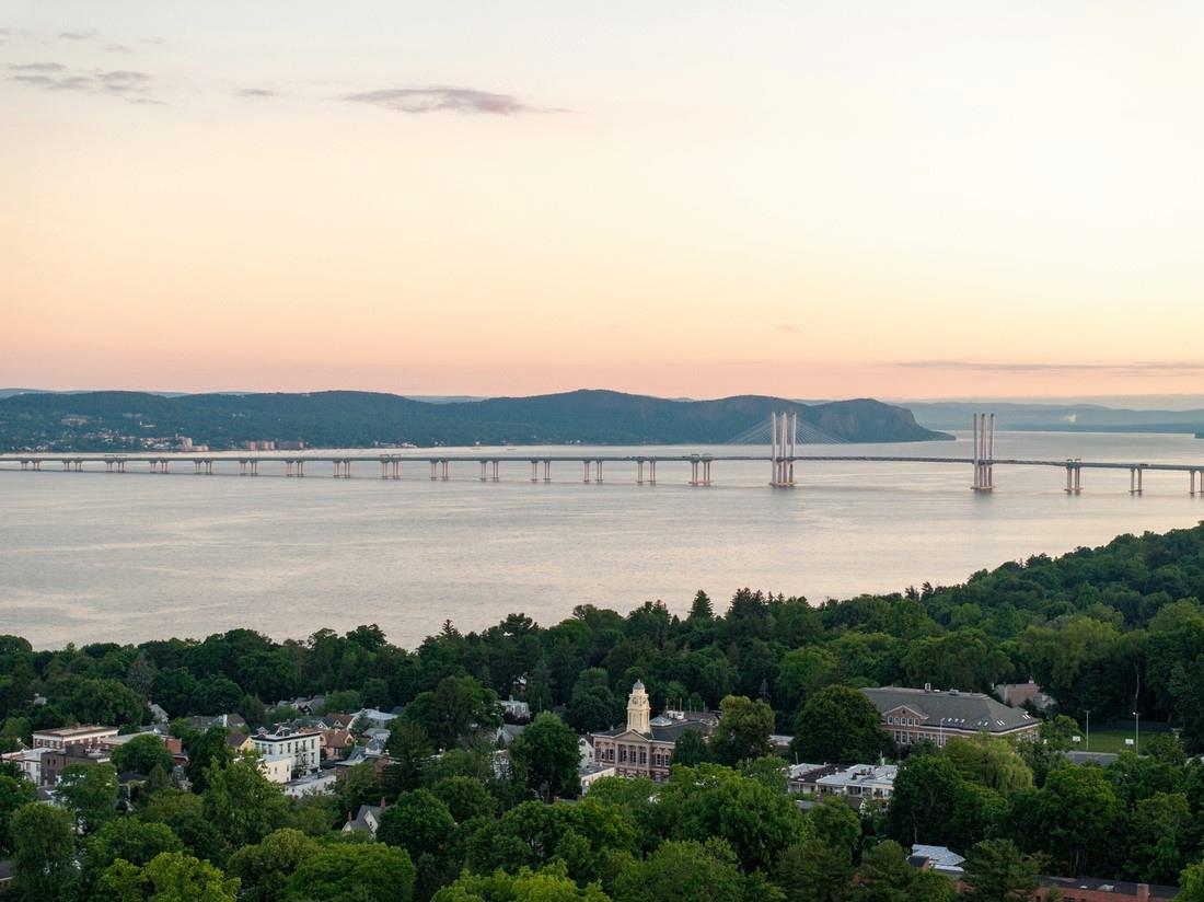 #6 photo, 22 Marker Ridge, Irvington , NY 10533