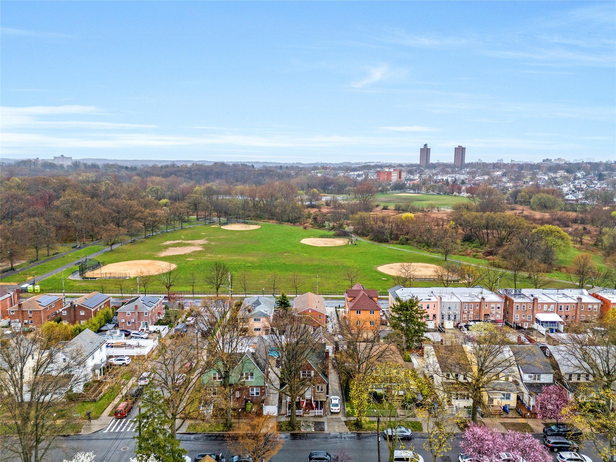 #12 photo, 140-50 Quince Avenue, クイーンズ区 Flushing , NY 11355