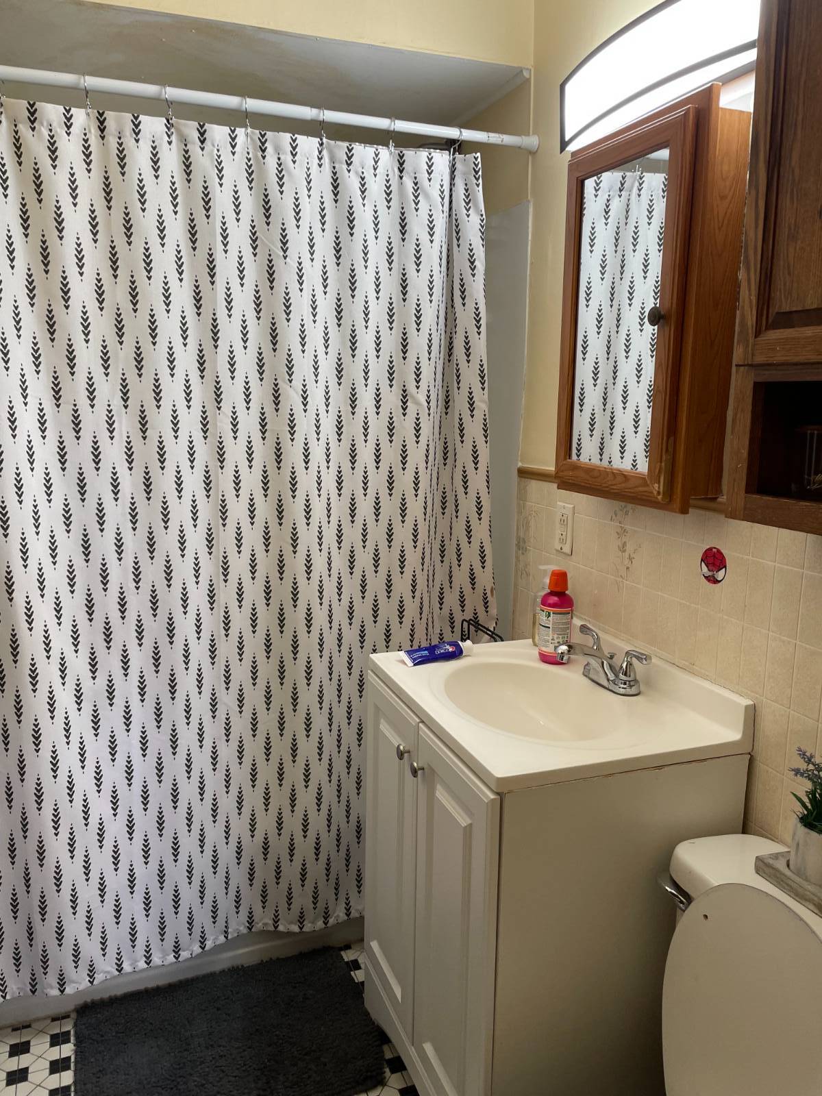 #10 photo, 251 Church Street, Amsterdam , NY 12010