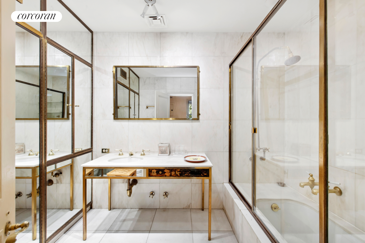 #15 photo, 243 E 61ST Street, マンハッタン Lenox Hill , NY 10065