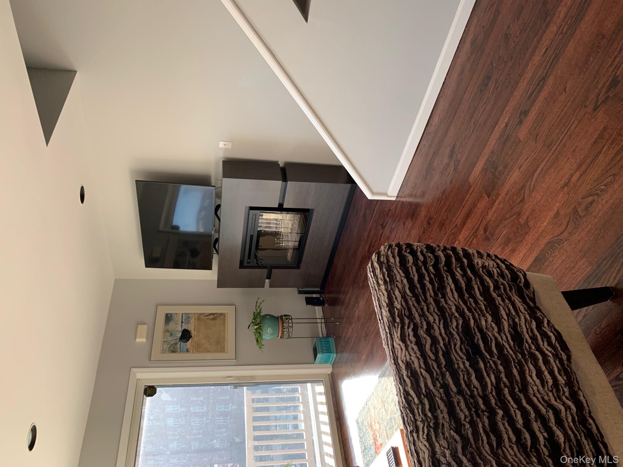 #6 photo, 223 E Broadway, ナッソー郡 Long Beach , NY 11561