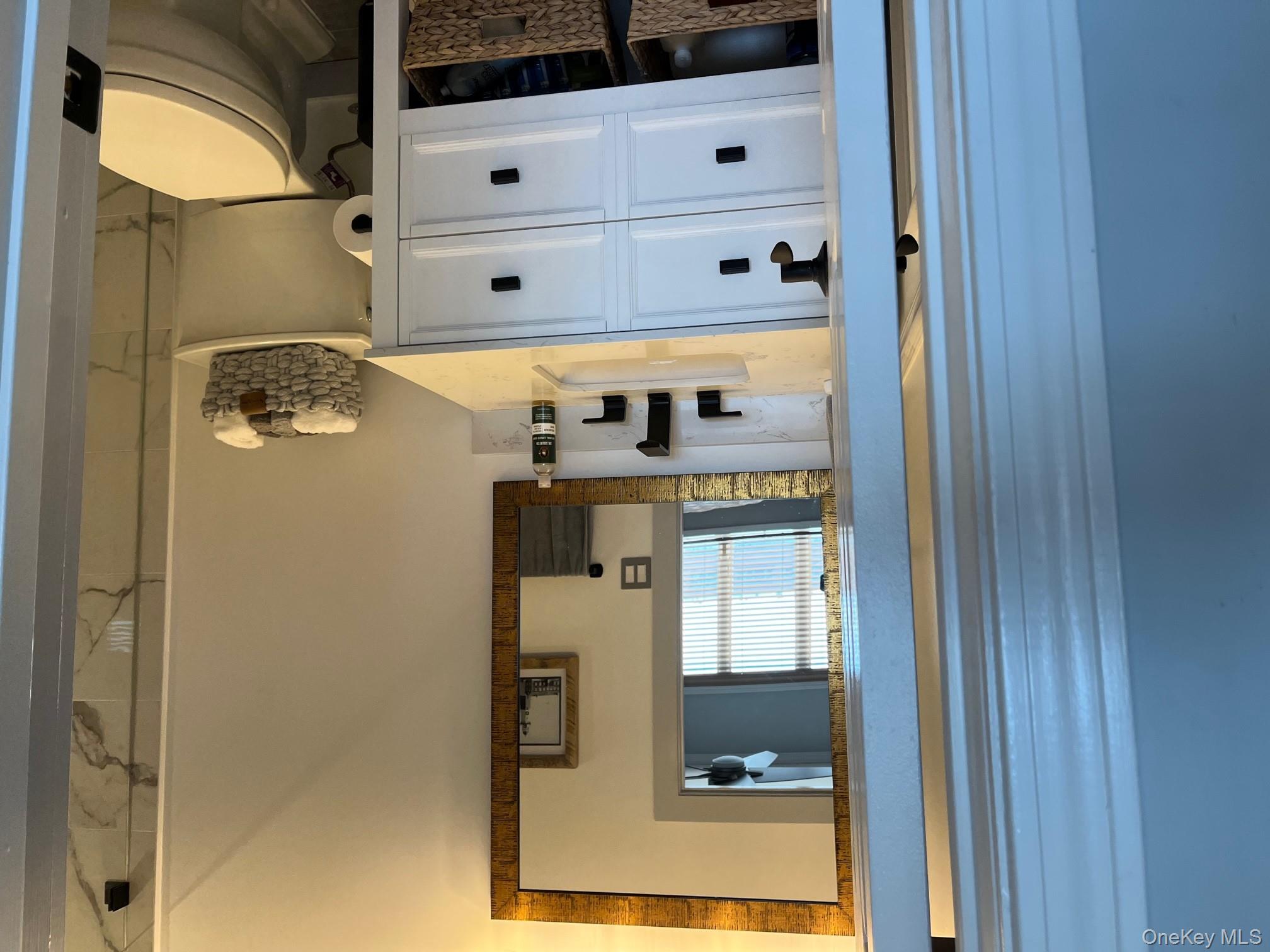 #9 photo, 223 E Broadway, ナッソー郡 Long Beach , NY 11561