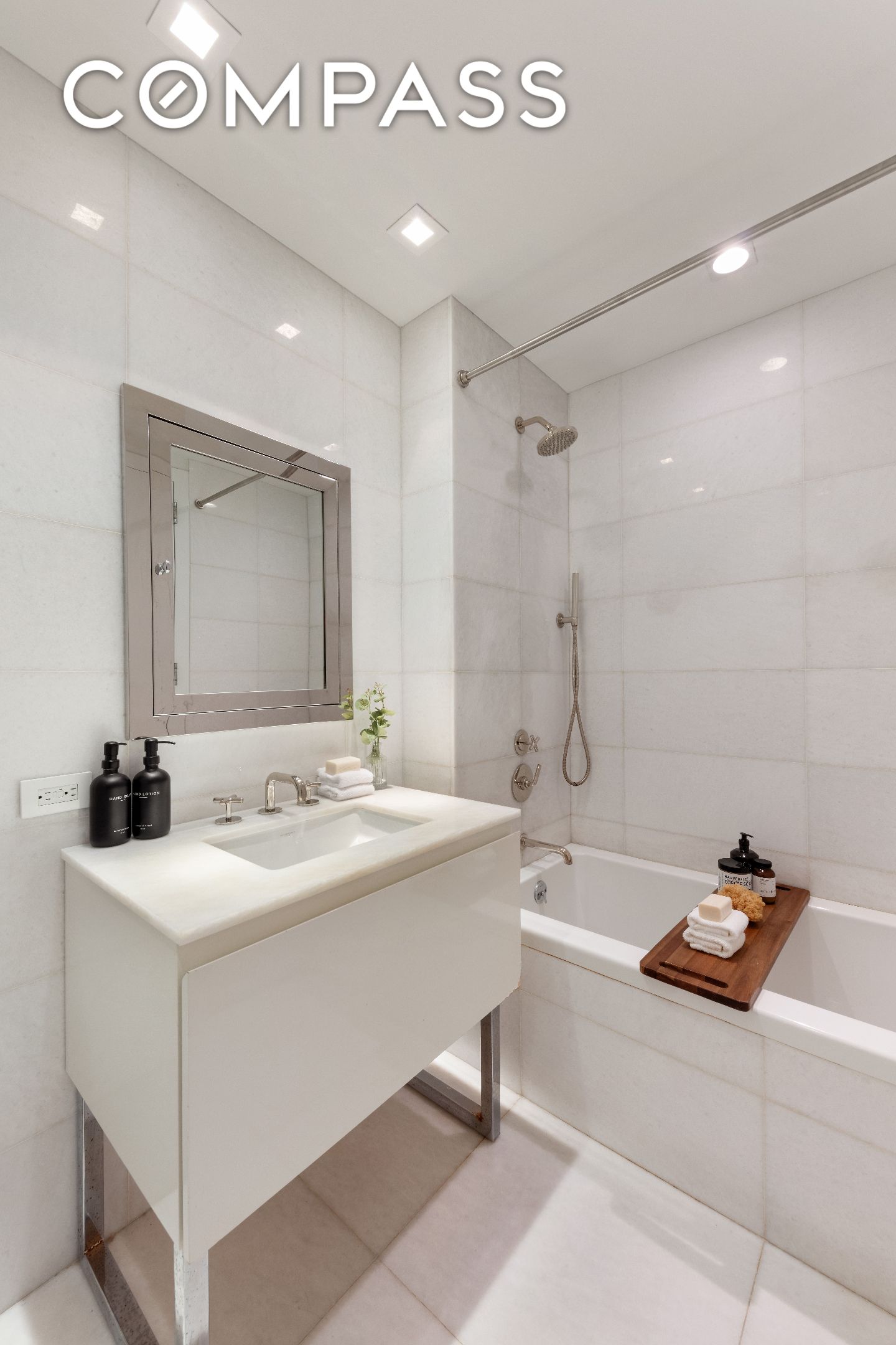 #8 photo, 5 Franklin Place, TriBeCa , NY 10013