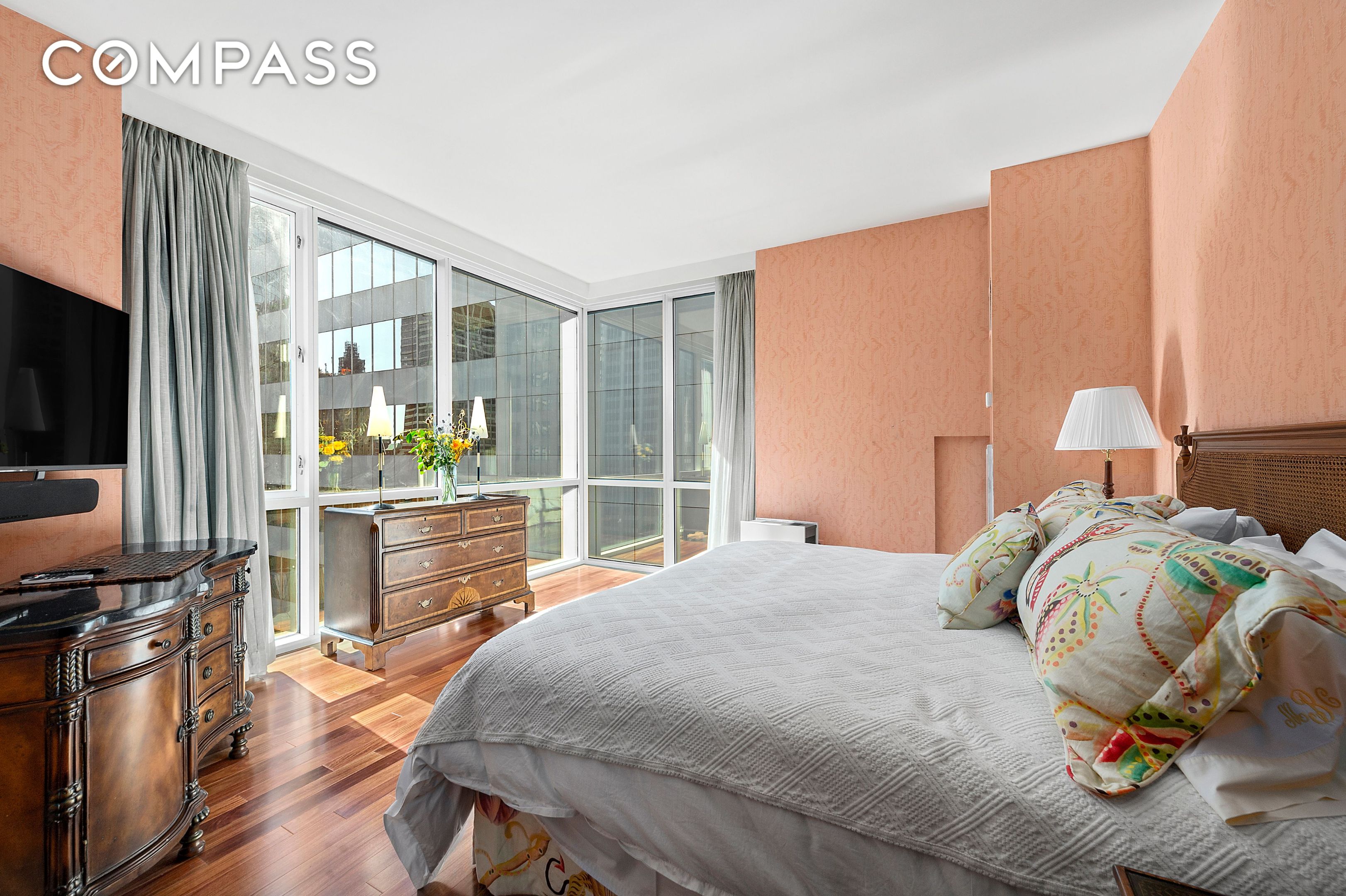 #3 photo, 60 E 55th Street, マンハッタン Midtown East , NY 10022