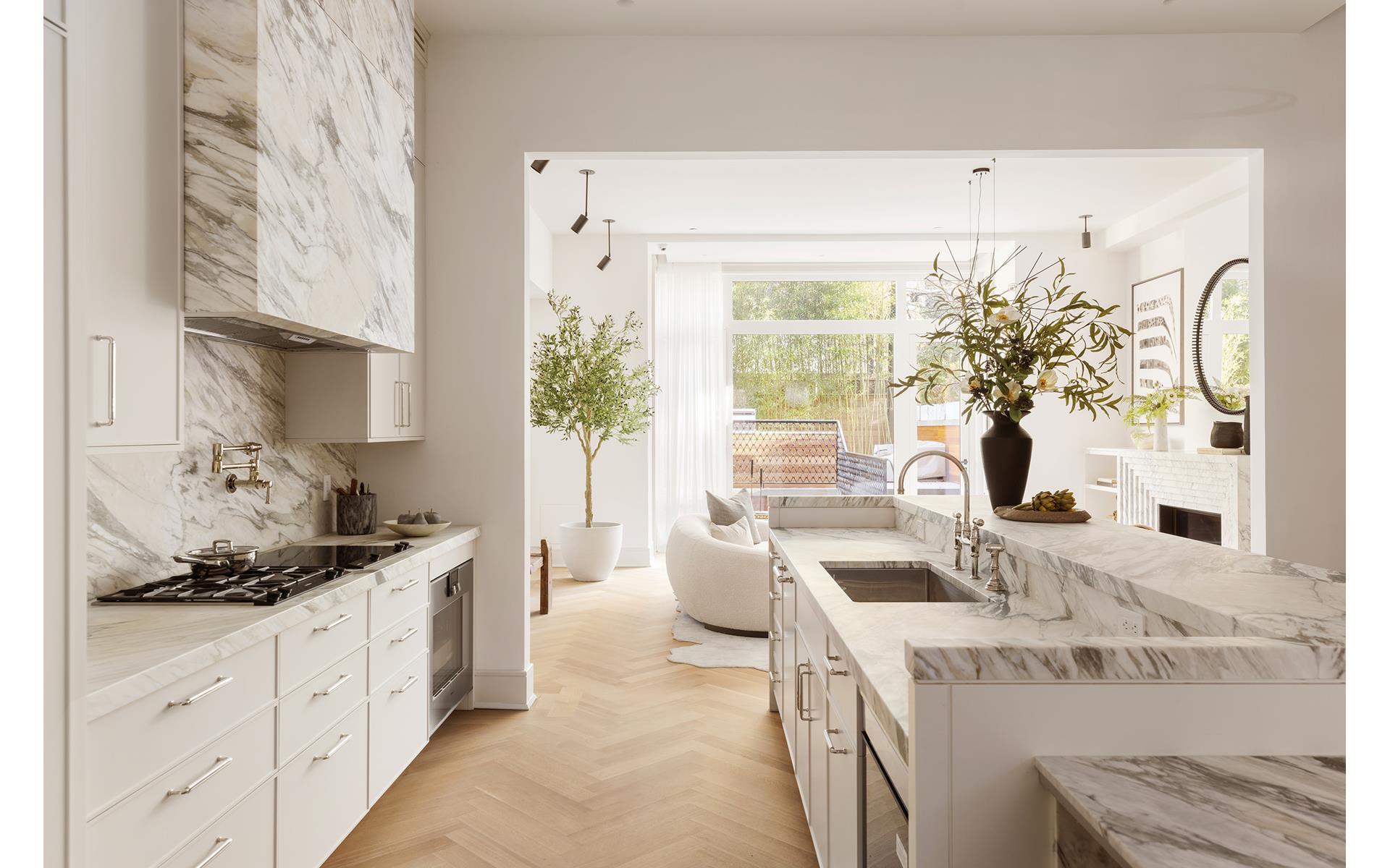 #8 photo, 299 HICKS Street, ブルックリン区 Brooklyn Heights , NY 11201