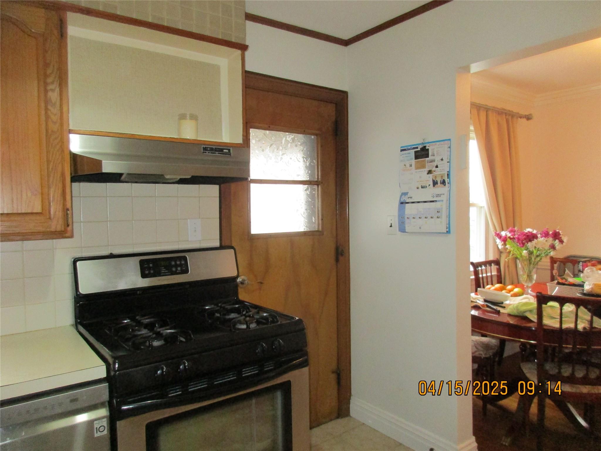 #11 photo, 80-59 268 Street, 皇后區 Glen Oaks , NY 11004