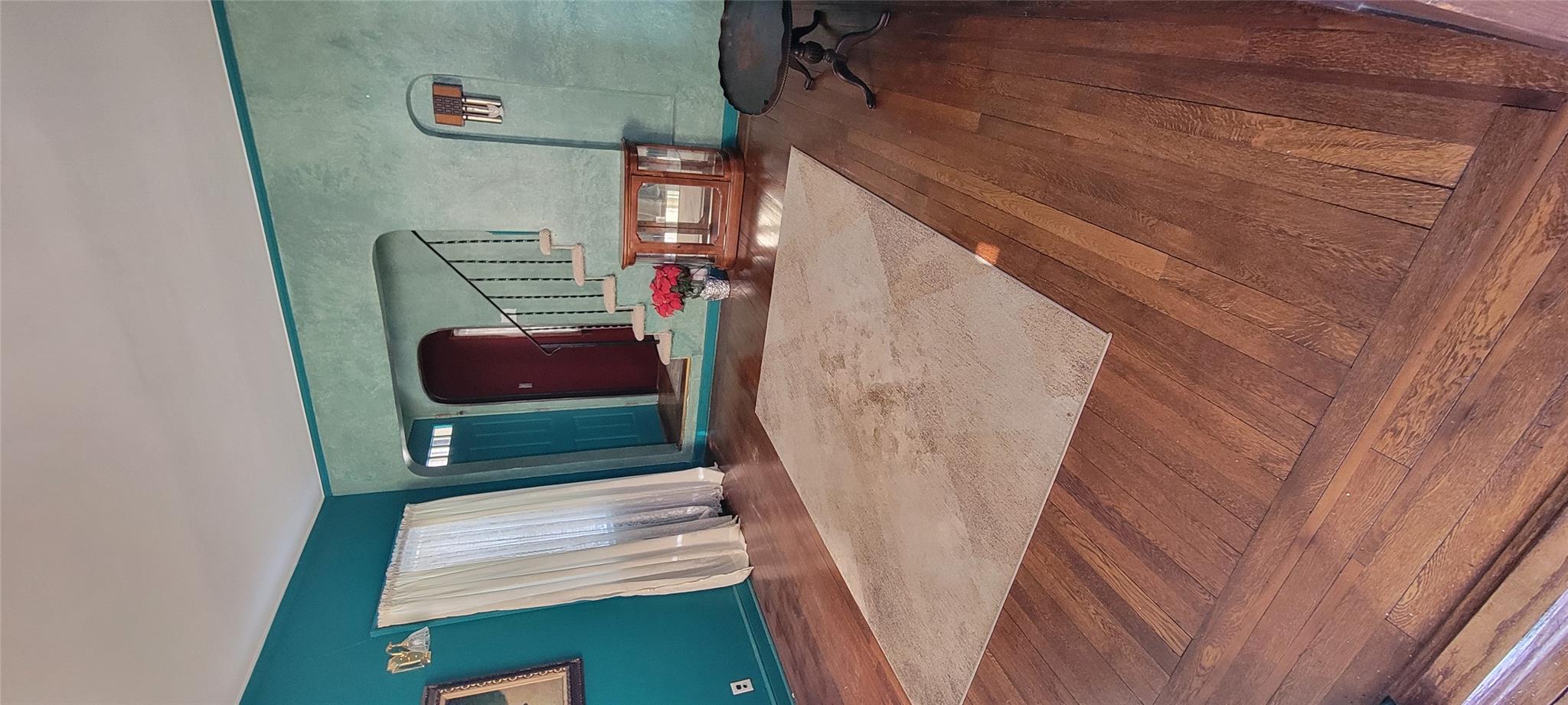 #2 photo, 9501 165th Avenue, कुईंस Howard Beach , NY 11414