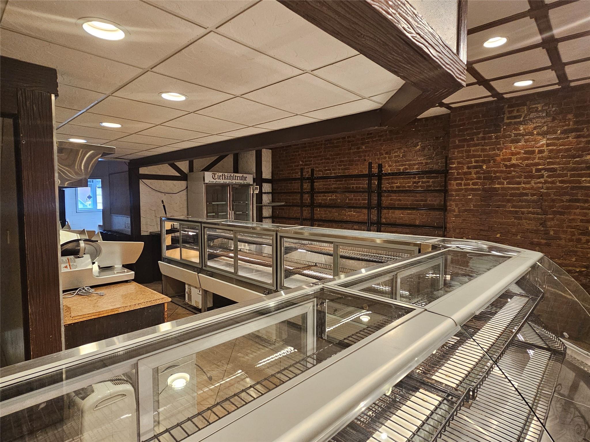 #11 photo, 69-40 Myrtle Avenue, クイーンズ区 Glendale , NY 11385