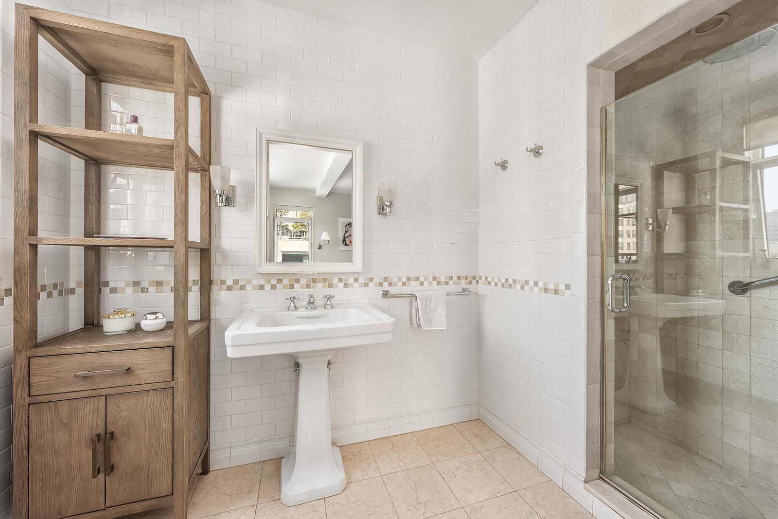 #16 photo, 875 5TH Avenue, マンハッタン Lenox Hill , NY 10065