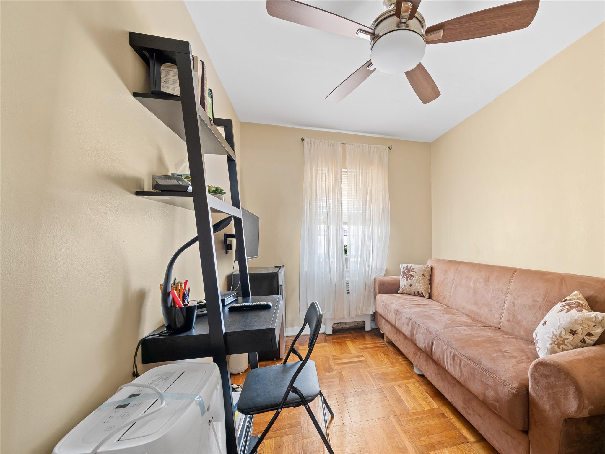 #11 photo, 1138 E 215th Street, Bronx , NY 10469