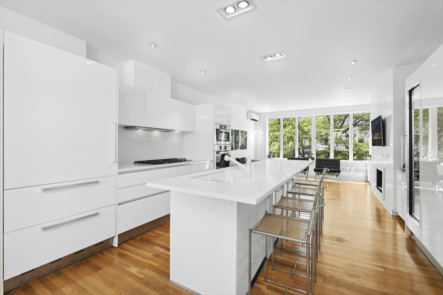 #3 photo, 152 E 63RD Street, マンハッタン Lenox Hill , NY 10065