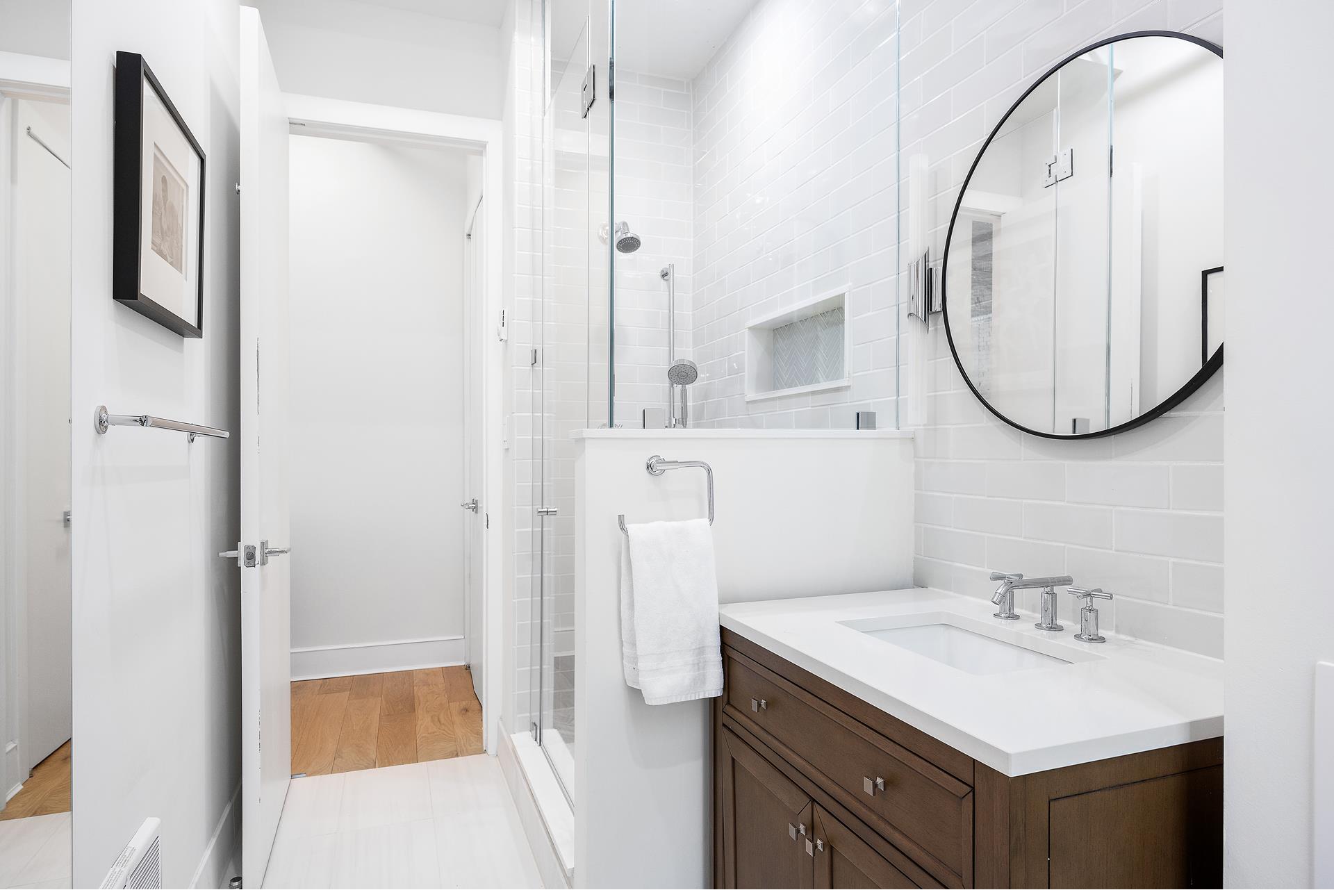 #13 photo, 242 LAFAYETTE Street, マンハッタン SoHo , NY 10012