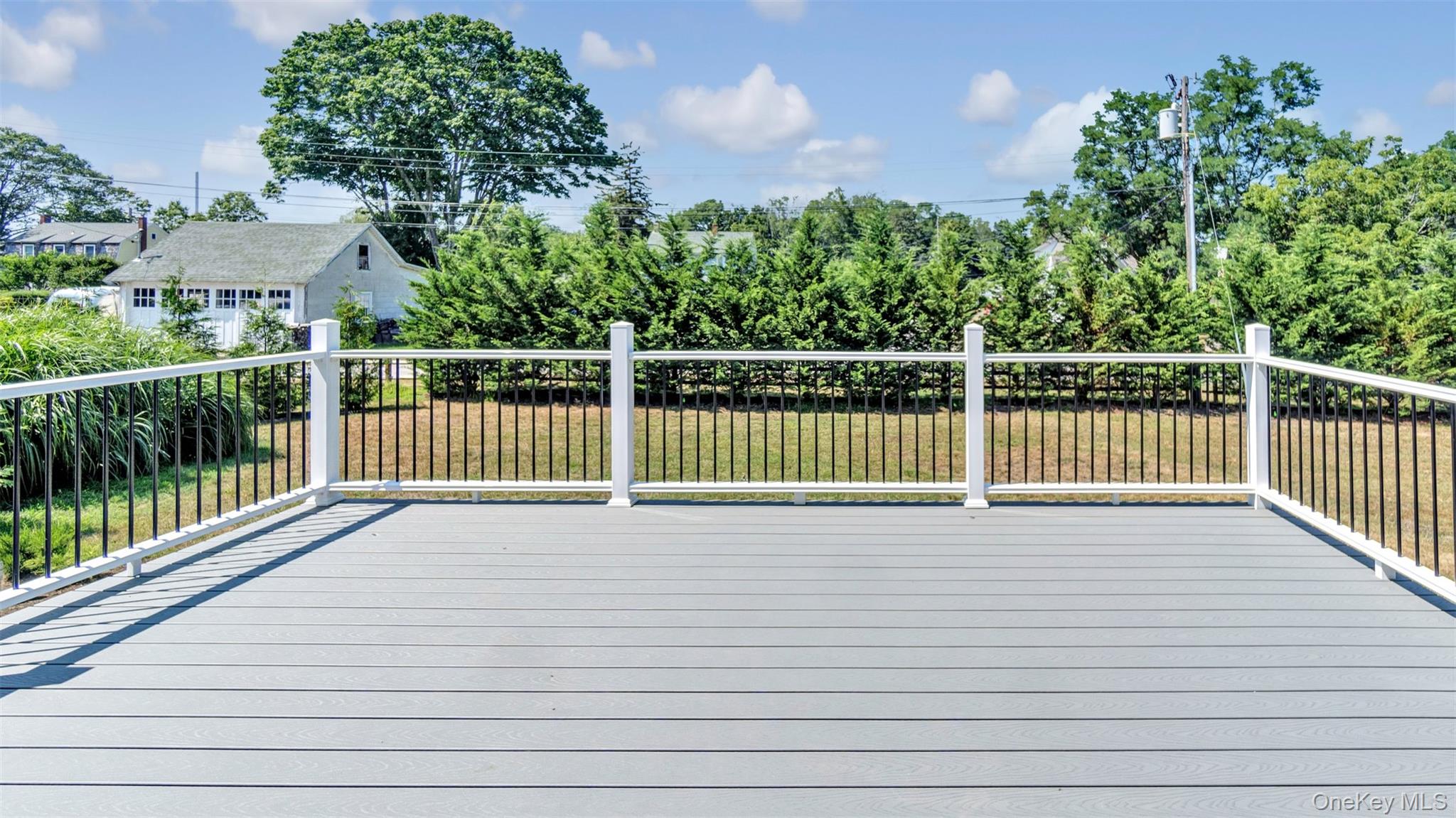 #11 photo, 235 Cemetery Road, サフォーク郡 East Marion , NY 11939