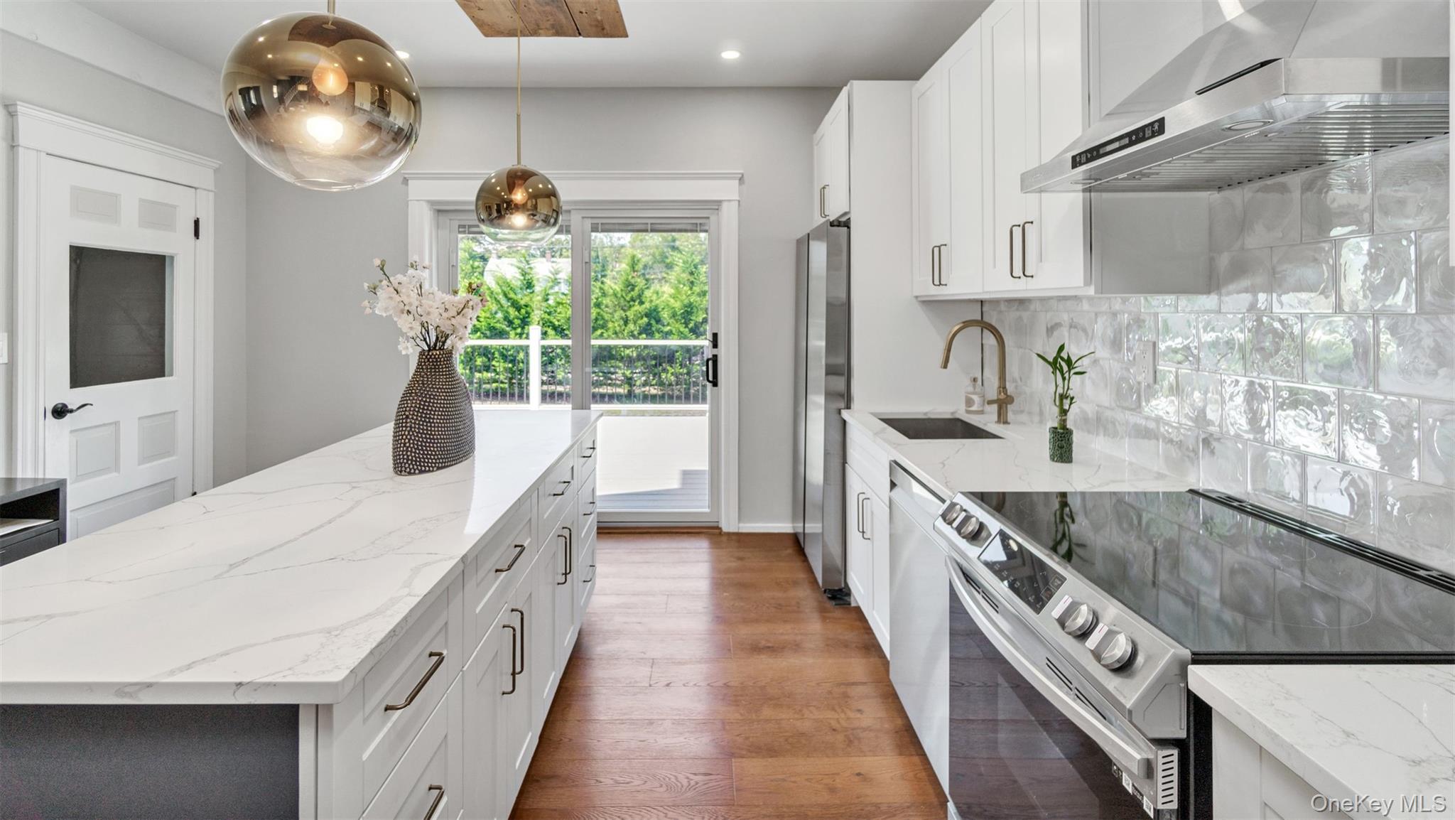 #14 photo, 235 Cemetery Road, サフォーク郡 East Marion , NY 11939