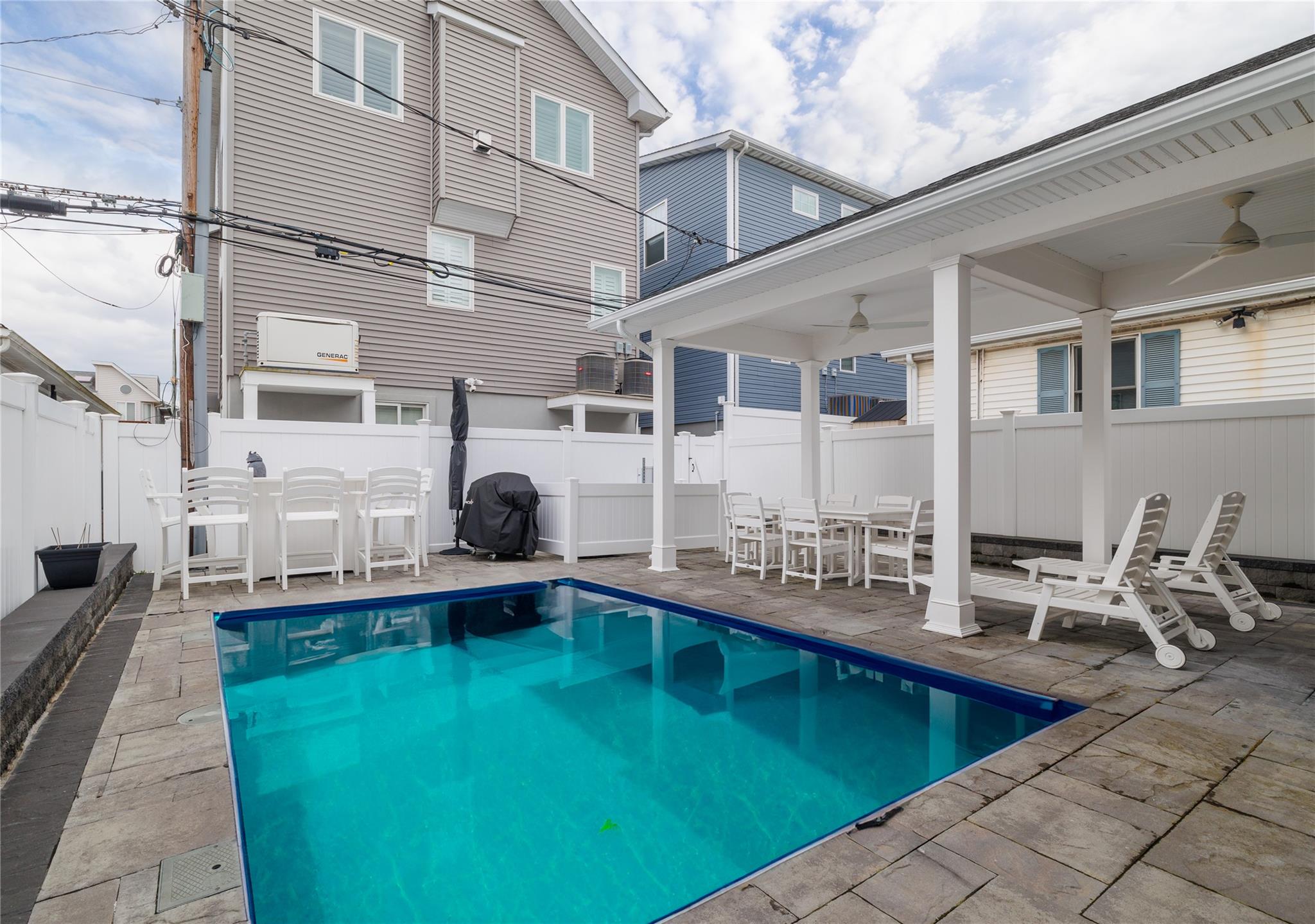 #15 photo, 88 Oregon Street, ناسو Long Beach , NY 11561