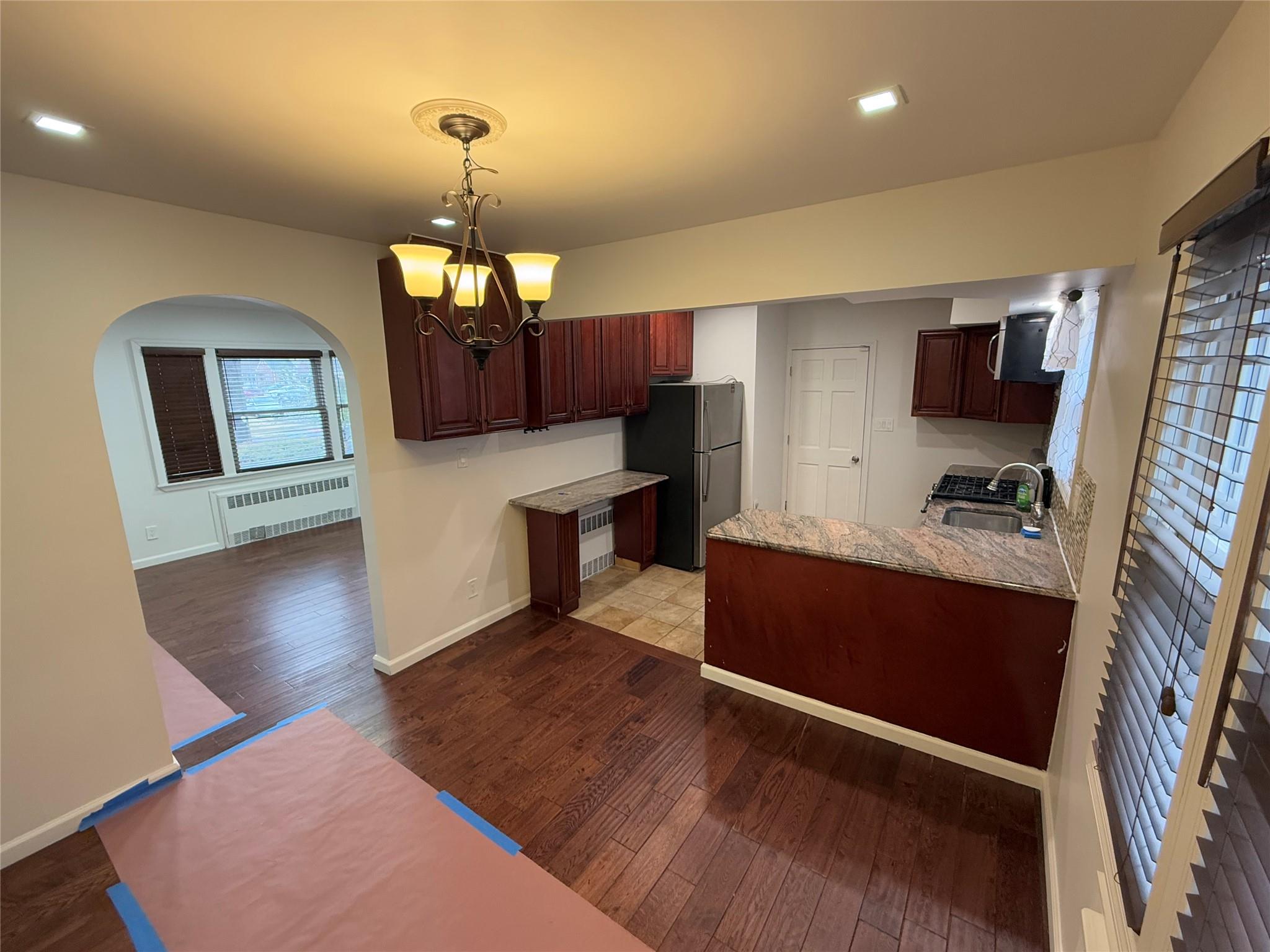 #1 photo, 24516 81st ave Avenue, 皇后区 Bellerose , NY 11426