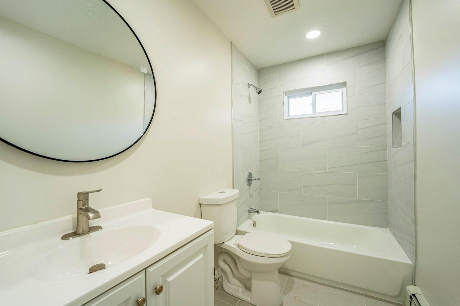 #12 photo, 55 Glenmalure Street, Amityville , NY 11701