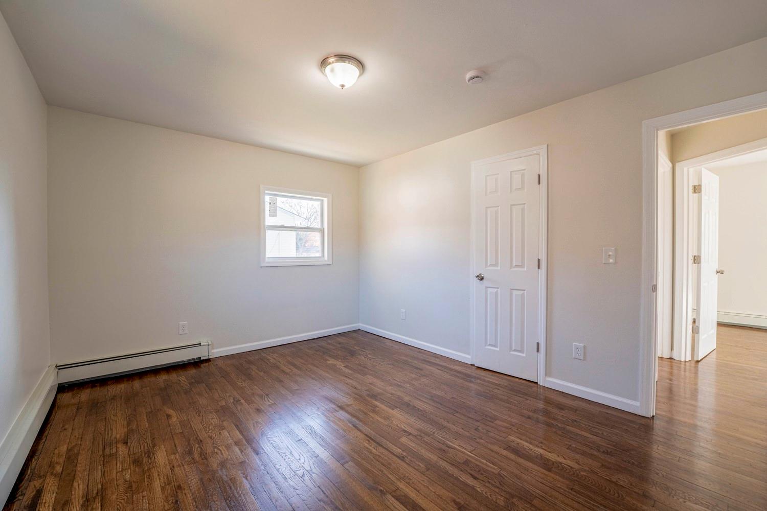 #15 photo, 55 Glenmalure Street, Amityville , NY 11701