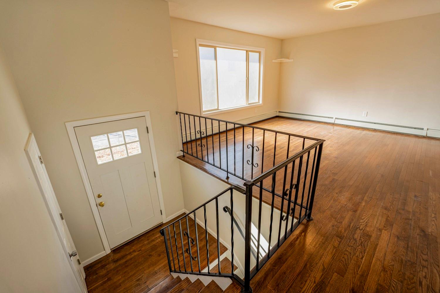 #8 photo, 55 Glenmalure Street, Amityville , NY 11701