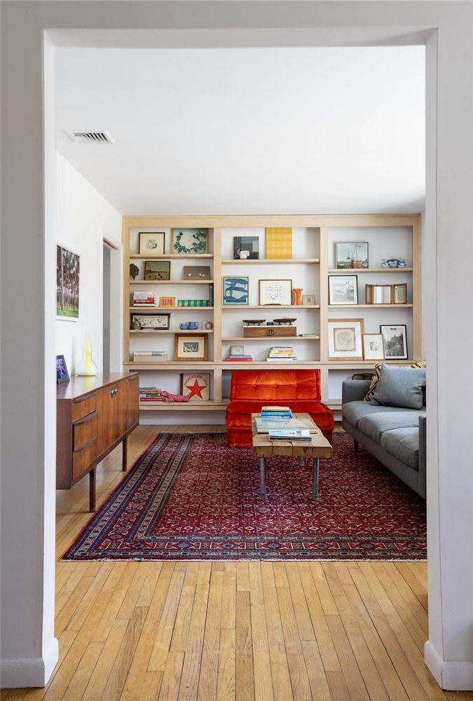 #3 photo, 2 CAPTAINS WALK, サフォーク郡 East Hampton , NY 11937