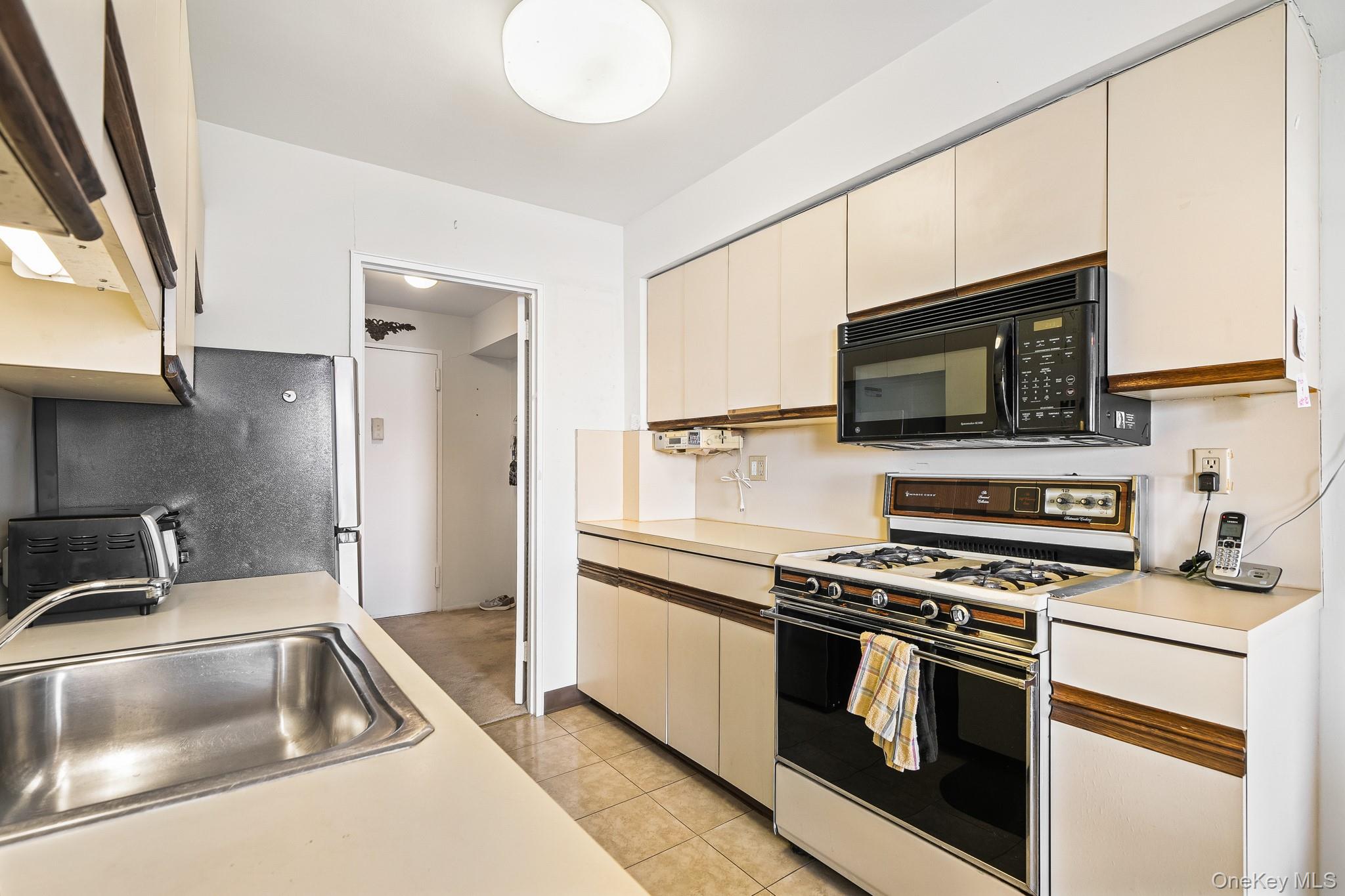 #12 photo, 103 Gedney Street, Nyack , NY 10960