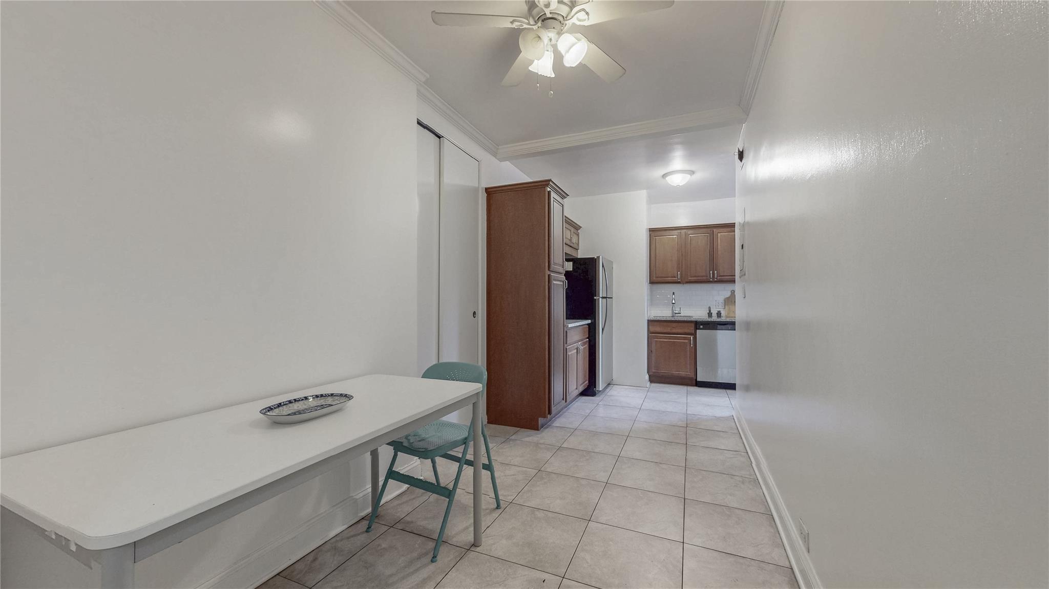 #2 photo, 110-34 73 Road, 皇后区 森林小丘 Forest Hills , NY 11375