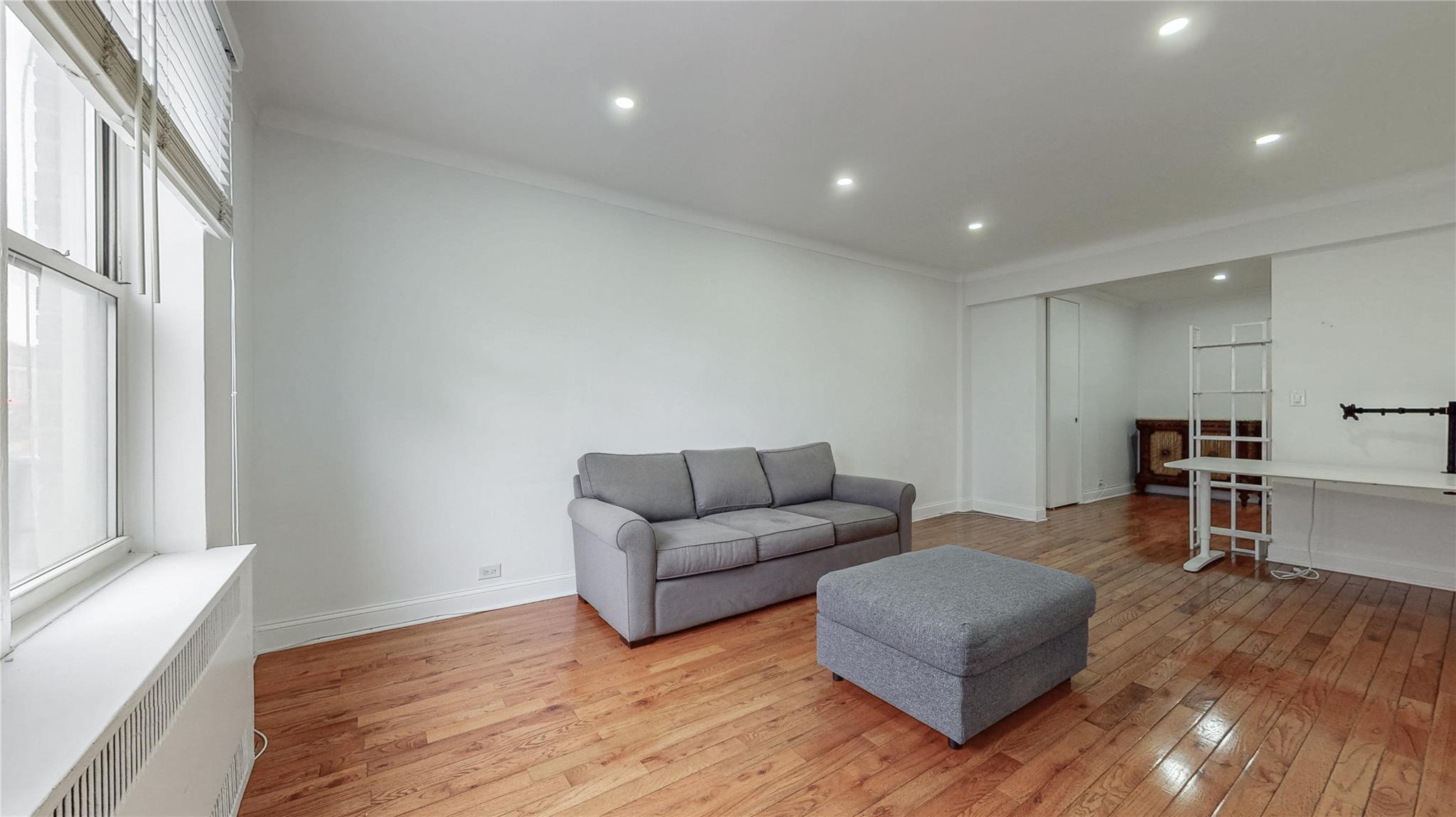 #8 photo, 110-34 73 Road, 皇后区 森林小丘 Forest Hills , NY 11375