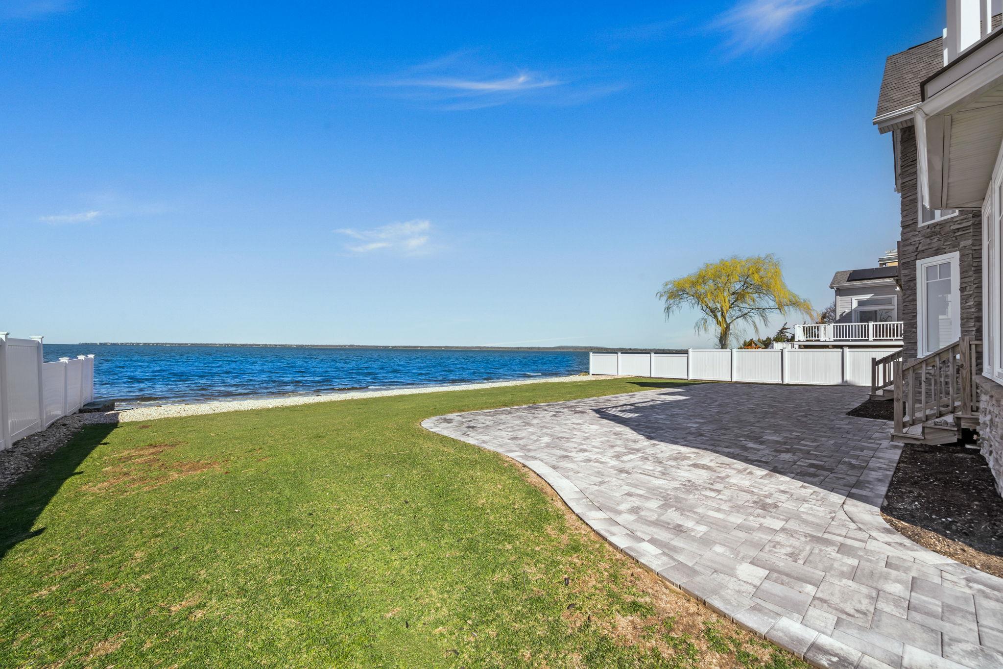 #8 photo, 72 Grandview Drive, サフォーク郡 Shirley , NY 11967