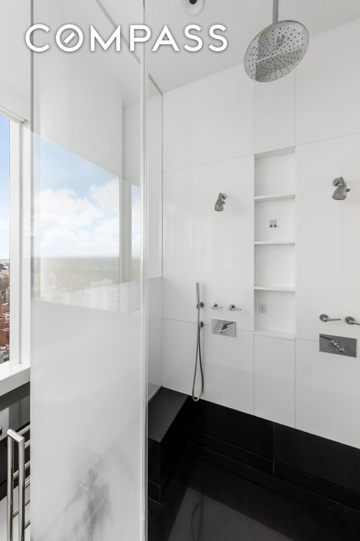 #15 photo, 252 E 57th Street, マンハッタン Midtown East , NY 10022