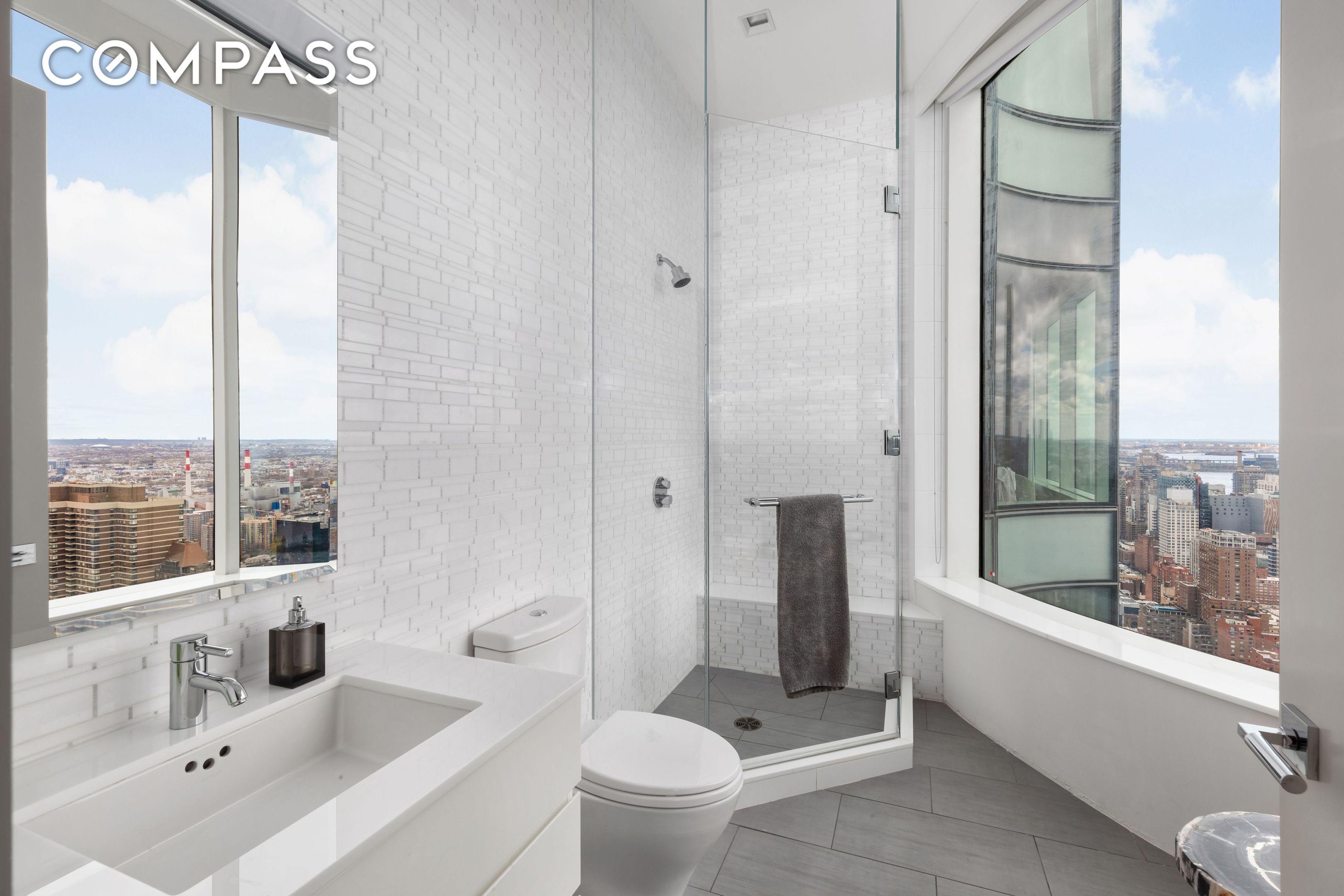 #20 photo, 252 E 57th Street, マンハッタン Midtown East , NY 10022