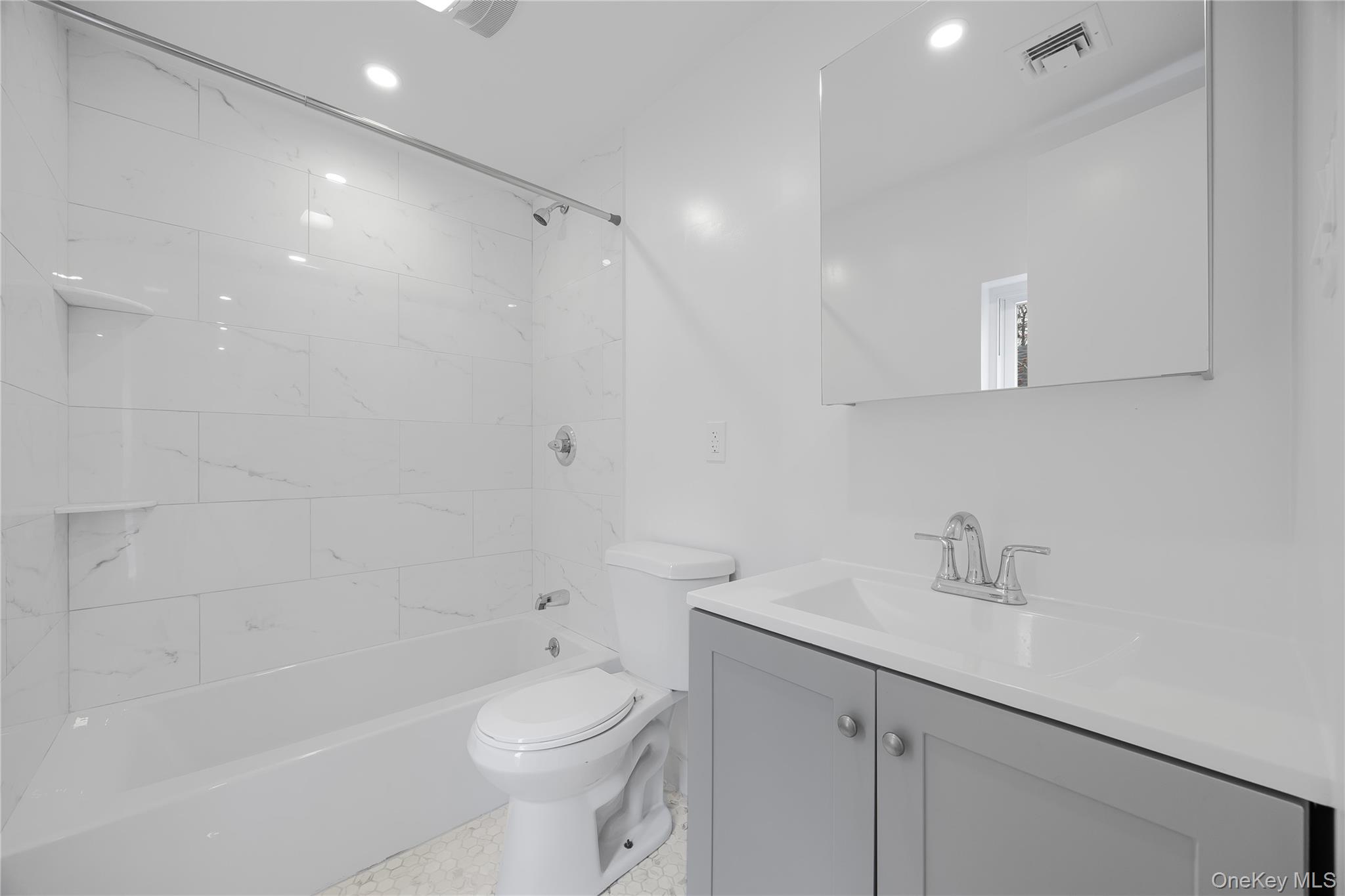 #14 photo, 59 Clinton Avenue, Monticello , NY 12701