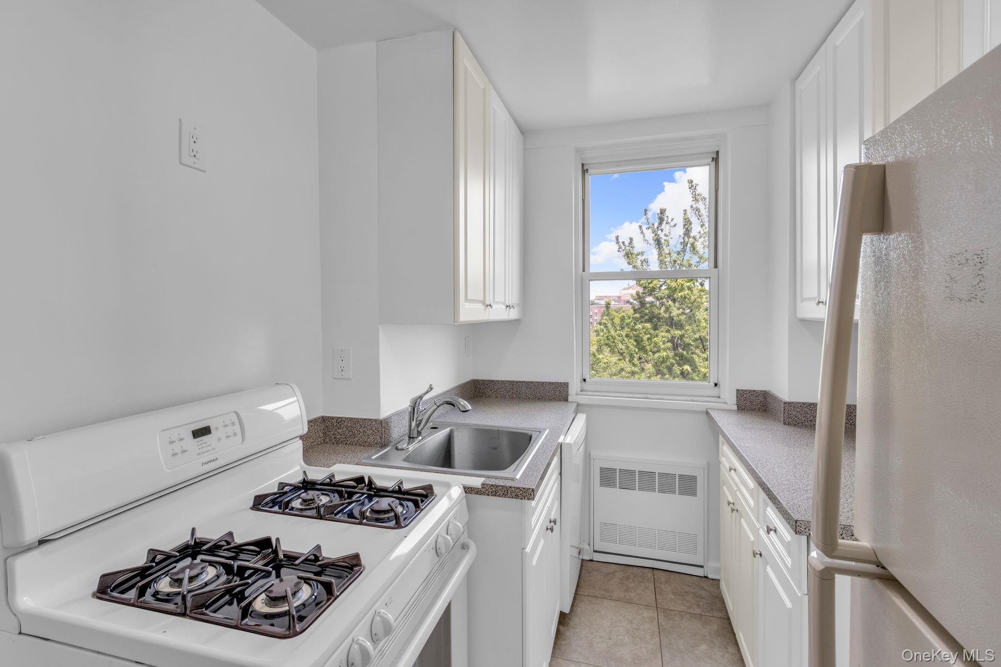 #10 photo, 80 Knolls Crescent, ブロンクス区 Bronx , NY 10463