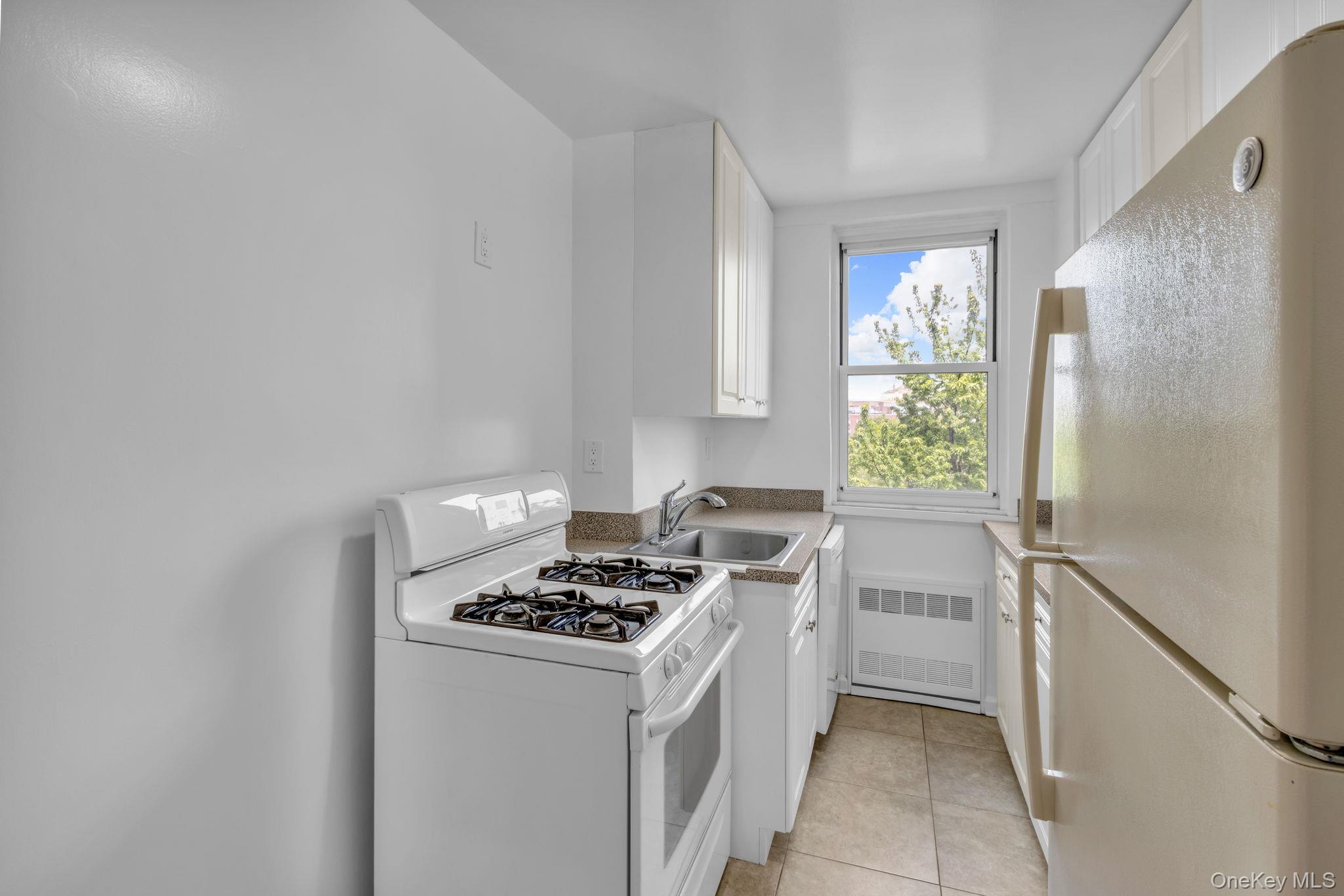 #12 photo, 80 Knolls Crescent, ブロンクス区 Bronx , NY 10463