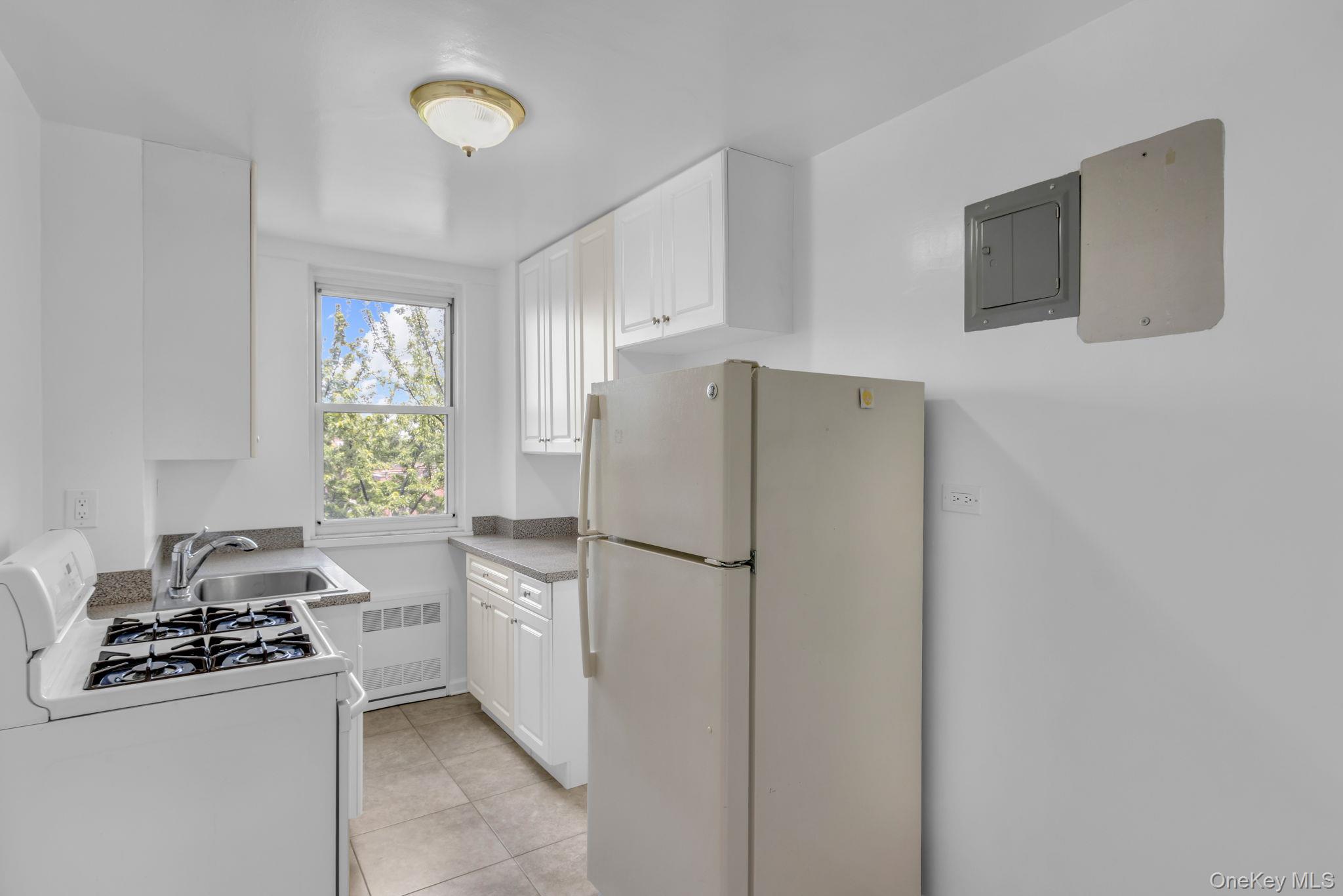 #8 photo, 80 Knolls Crescent, ブロンクス区 Bronx , NY 10463