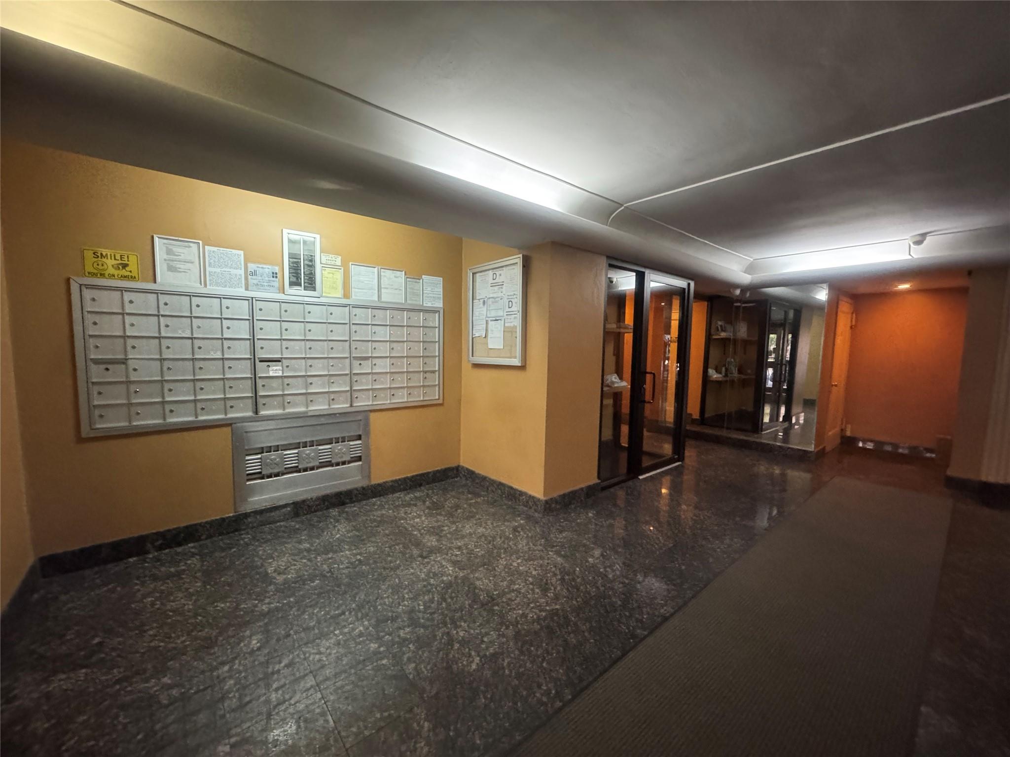 #3 photo, 99-21 67th Rd, クイーンズ区 Forest Hills , NY 11375