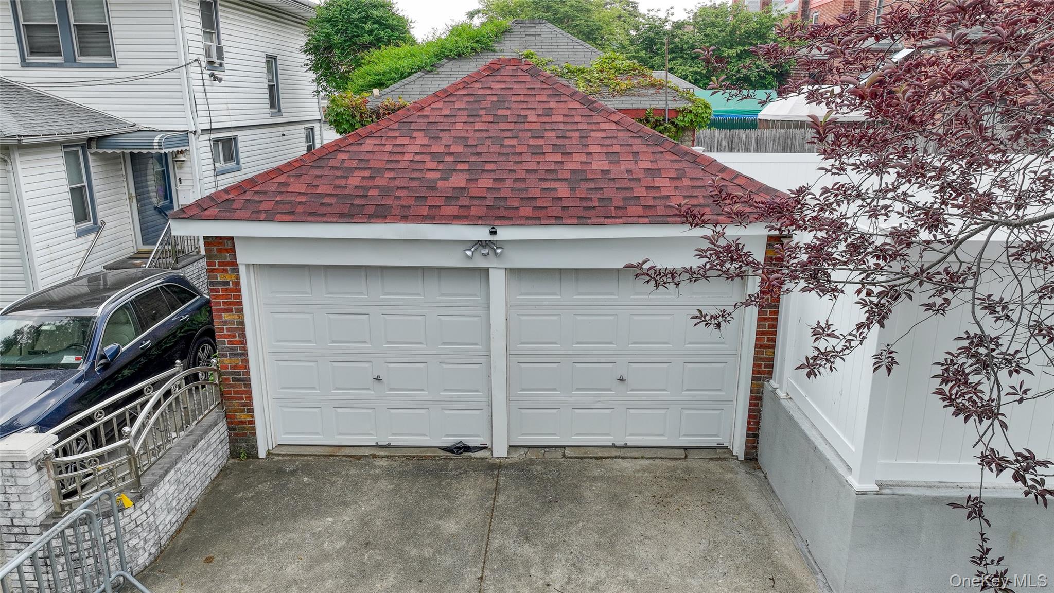 #15 photo, 191-68 115th Road, קווינס Saint Albans , NY 11412