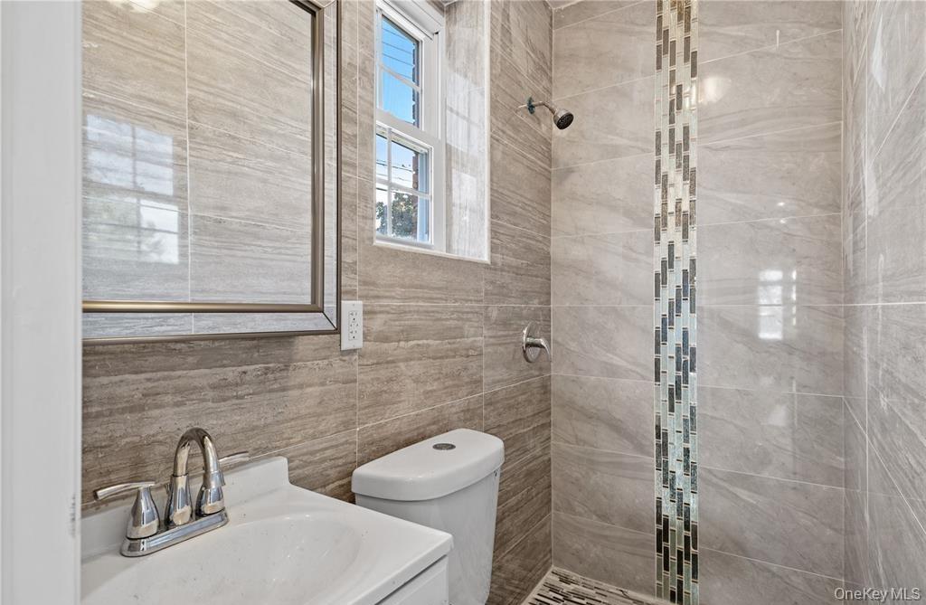 #16 photo, 191-68 115th Road, קווינס Saint Albans , NY 11412