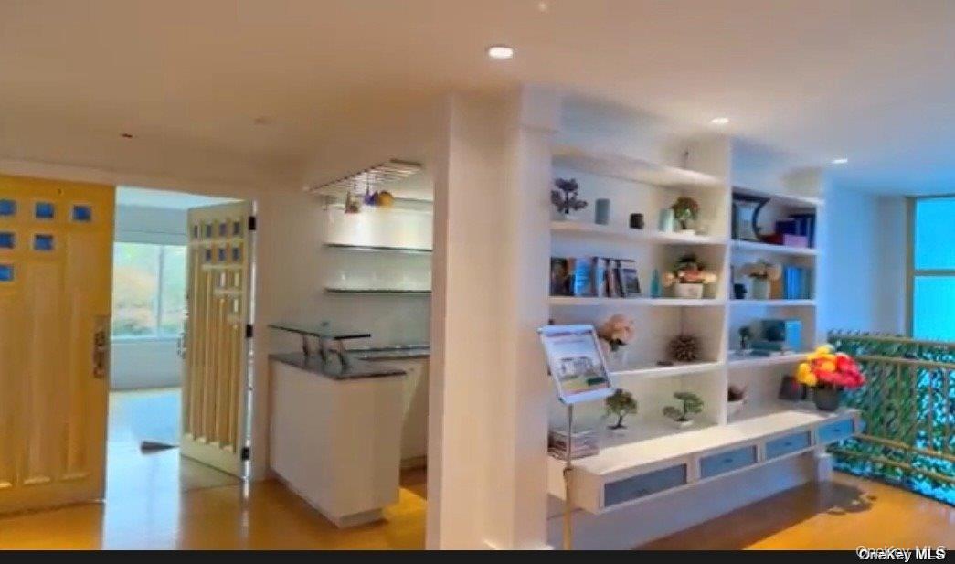 #19 photo, 215-40 27th Avenue, बेसाइड Bayside , NY 11360